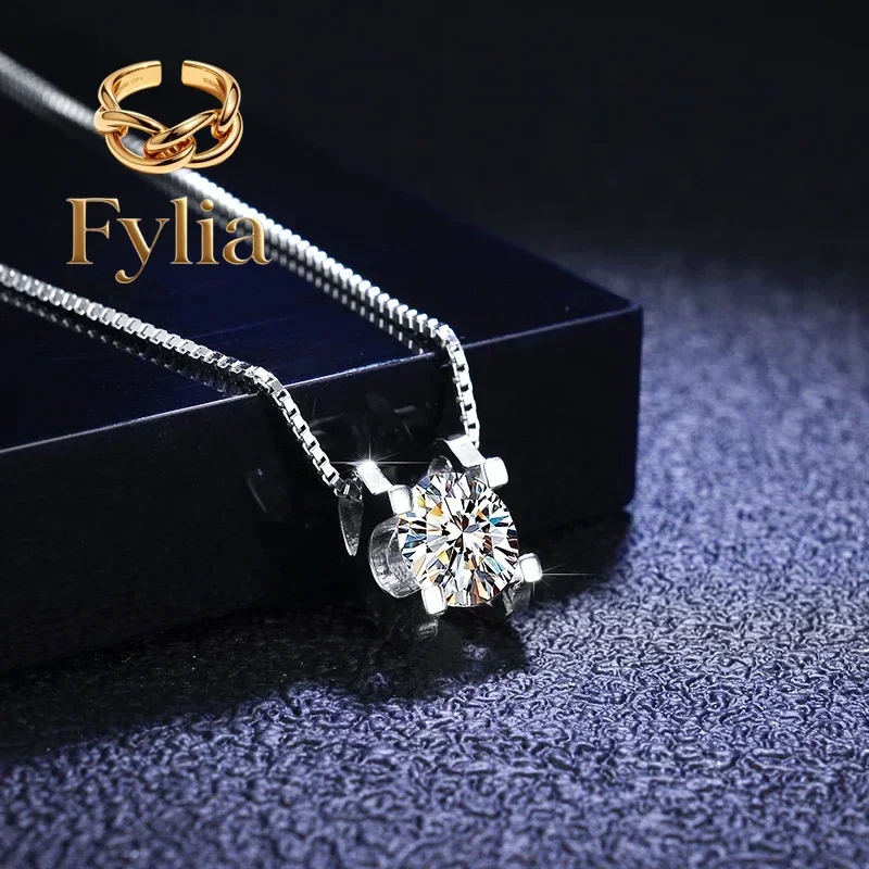 Fylia Jewelry   High - End PT950 Platinum Women's Accessories - 1 Carat D Color Moissanite Cow Head Pendant, Excellent Cut, Diam