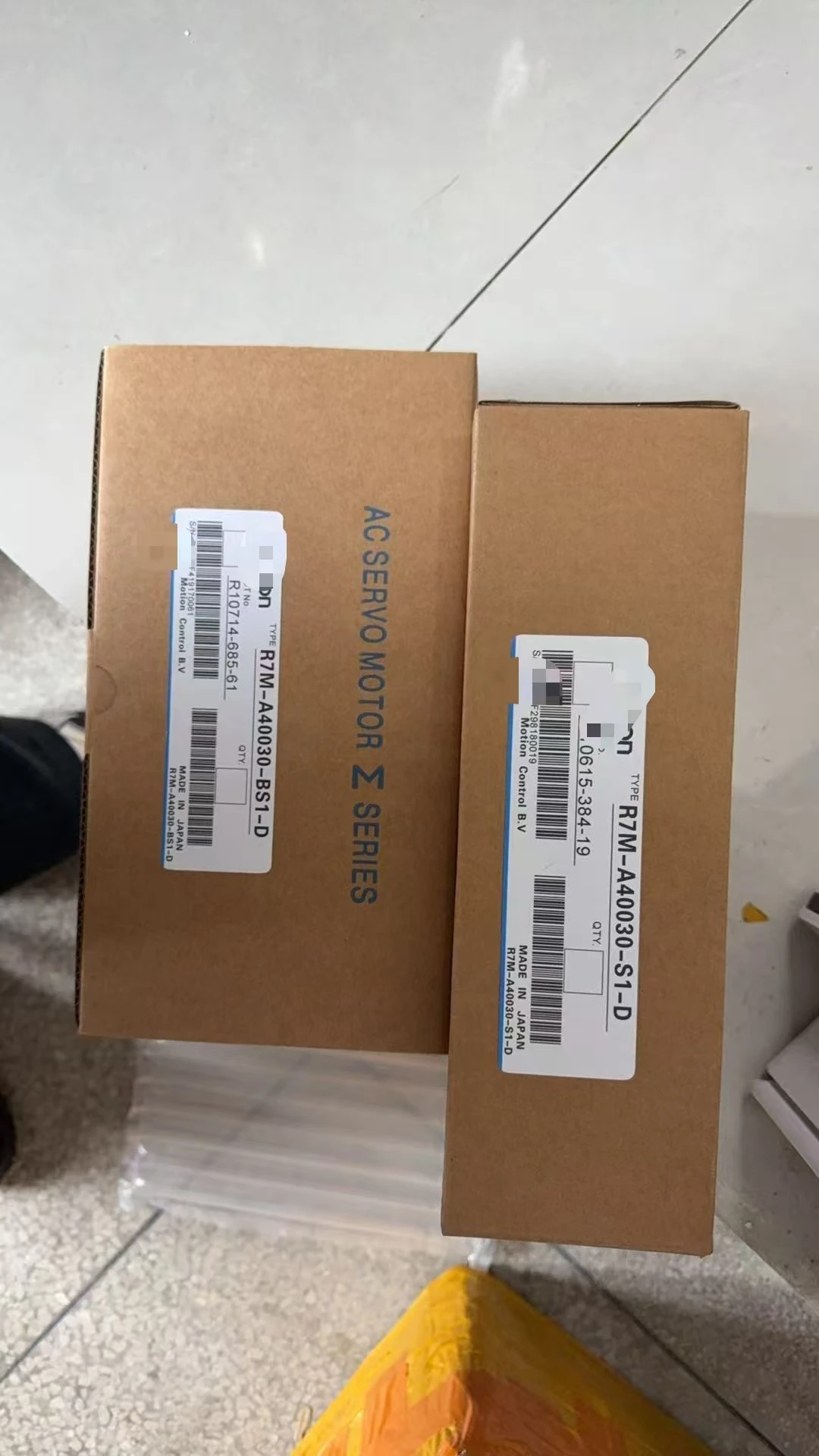 R7M-A40030-BS1-D Se…