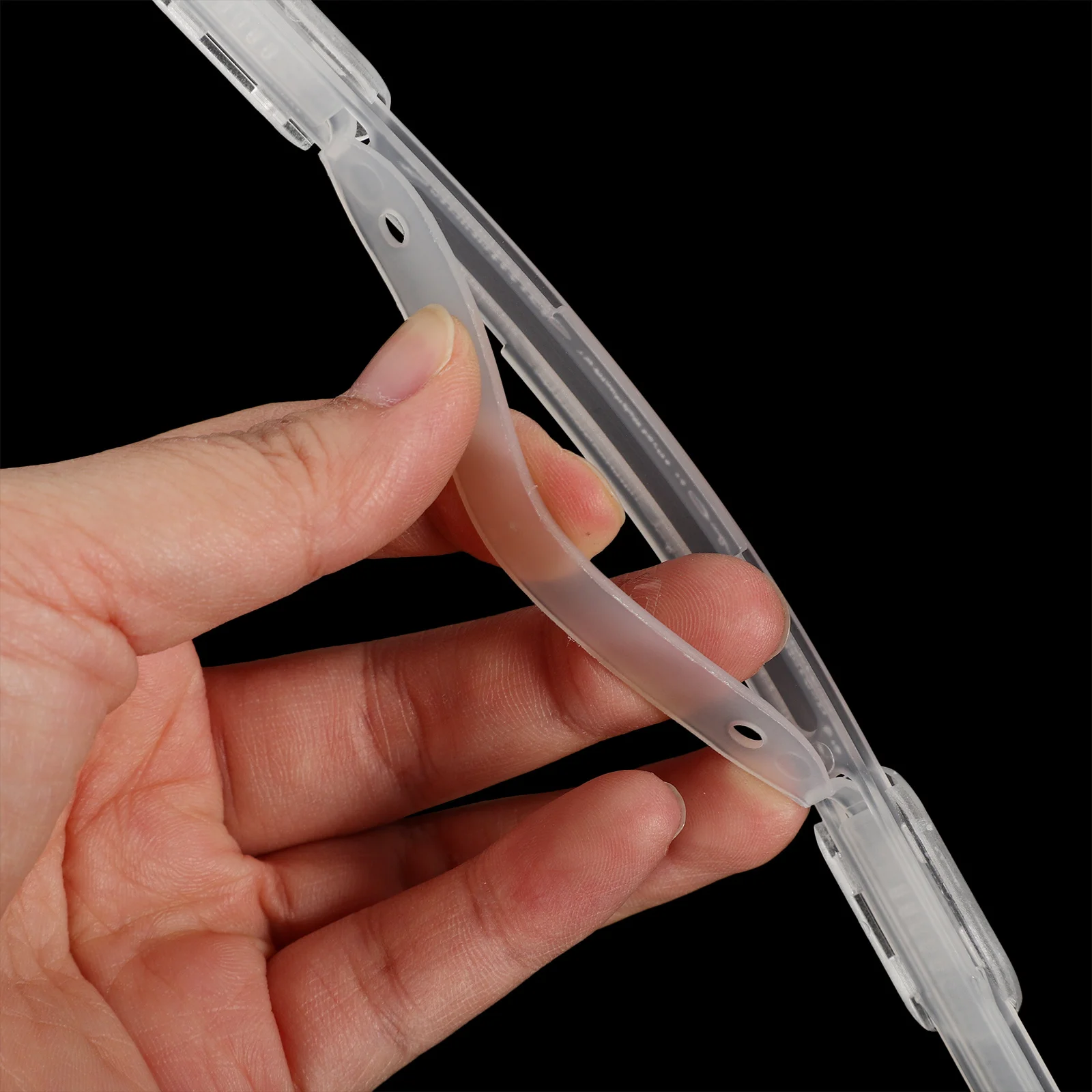 

20Pcs Smooth Surface Plastic Binder Clips for Loose Leaf Mechanism Expandable Easy Pages Binders