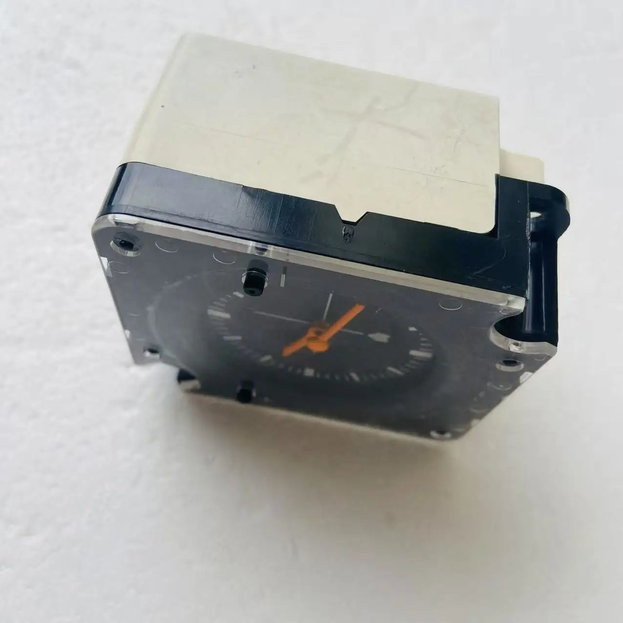 Reloj electrónico de tablero para LAND CRUISER PRADO LC90 LJ95 KZJ95 RZJ95 VZJ95 1 pieza usada