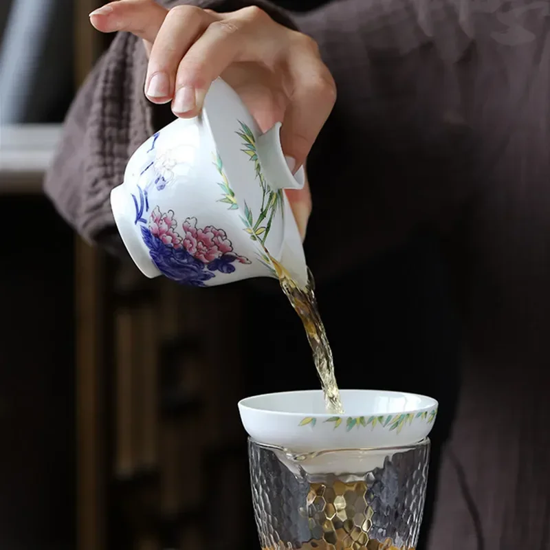 Palace Luxury Enamel Ceramic Gaiwan Teacup Hand Painted Flower Pattern Tea Tureen Travel Tea Bowl Home Teaware Drinkware 150ml