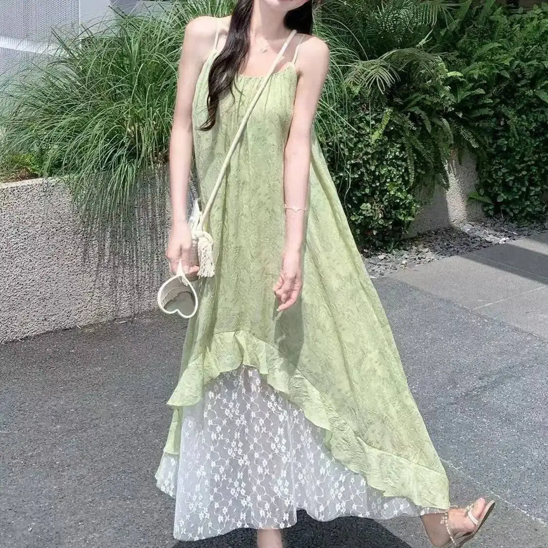 Abito estivo nuovo con cinturino floreale verde stile francese da donna bella vacanza al mare gonna lunga con giunture in pizzo elegante vita ampia