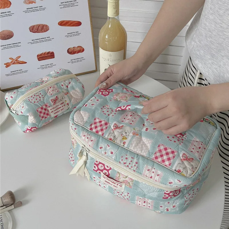 Women\'s Cosmetic Bag Korean Version Lamb Makeup Bag Cartoon Kawaii Makeup Bag Toiletry Bag Fashion Travel Bag Cute Tasche Frauen