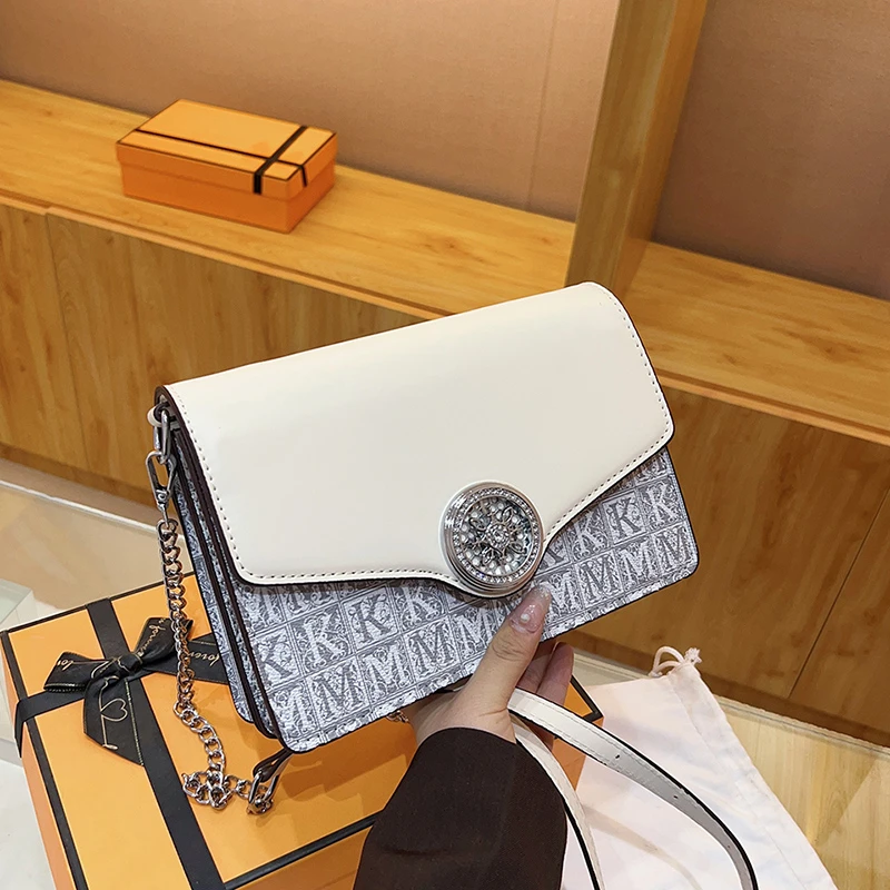 

American Girls' Crossbody With Internet Design Aesthetic, Hand-Carry Feature For Casual Sophistication Style And Events