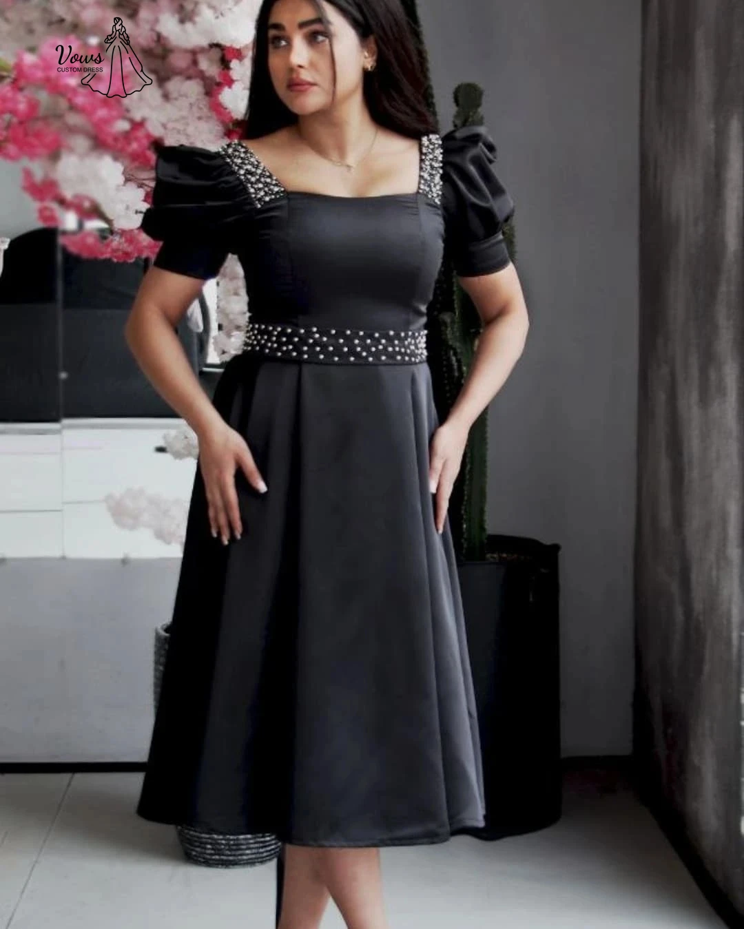 ชุดราตรีหรูหราสำหรับผู้หญิง ชุดเดรสออกงานสุดสง่างามสำหรับผู้หญิง ปี 2025 ตัดเย็บตามสั่ง คอเหลี่ยม แขนพอง ชุดราตรีงานกาล่า