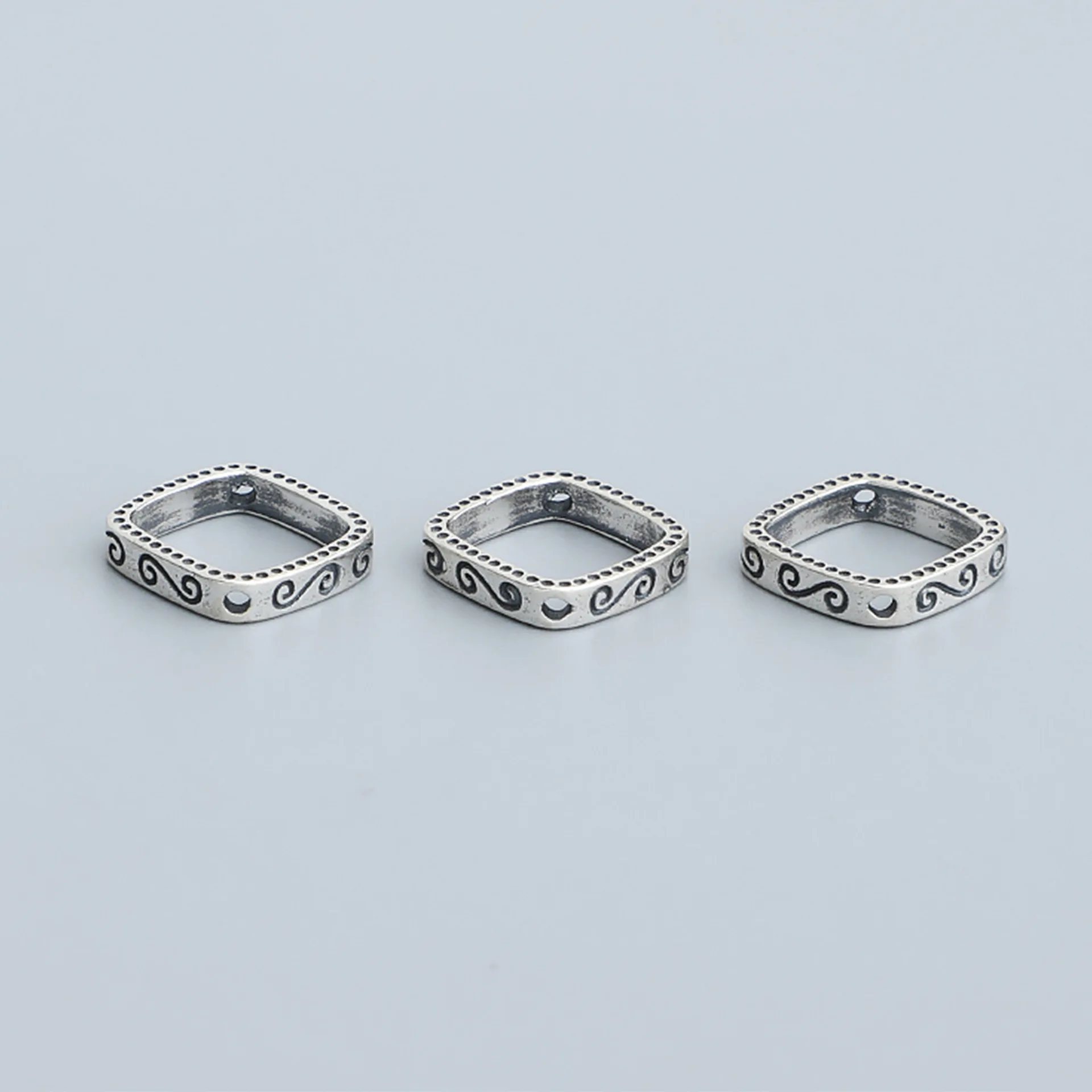 1pc/Lot 925 Sterling Silver Vintage Pattern Square Beads Spacer Fit8/9mm Bracelets Earrings Silver Cover Beads DIY Jewelry Craft