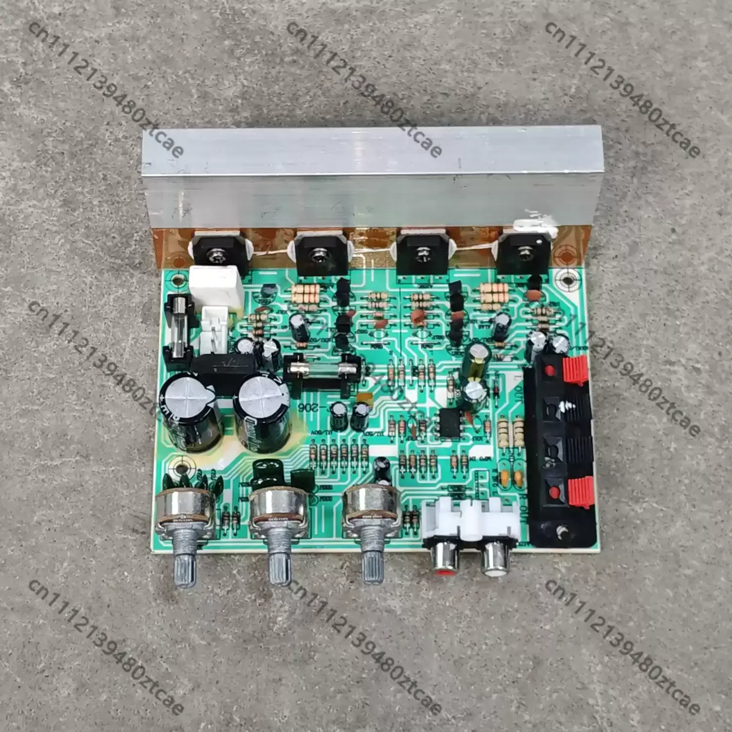 200w-4管オーディオアンプモジュールはデジタルアンプ20よりも優れており、デュアルチャンネルハイパワートーンコントロールアンプボードです。