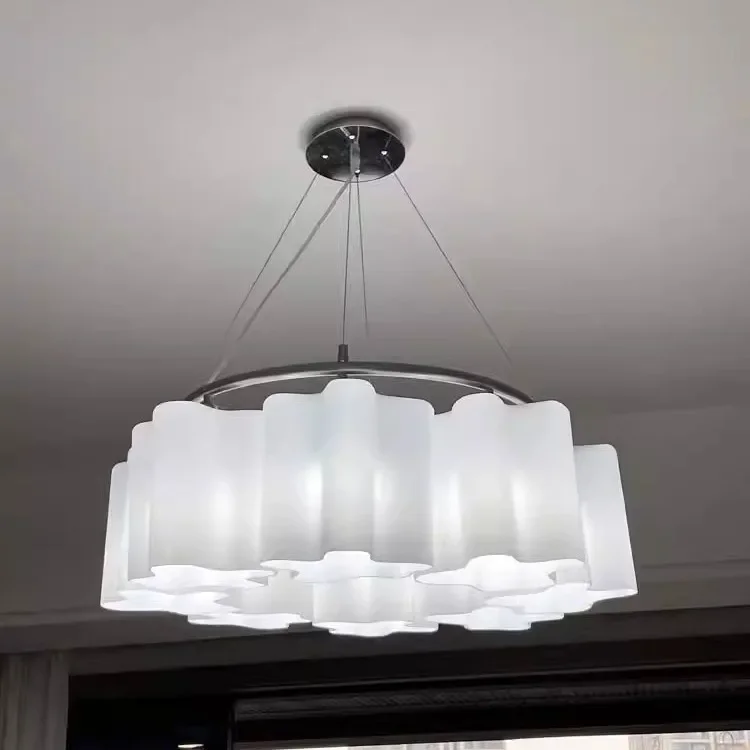 Modern minimalist cloud glass pendant lamp, fashionable bedroom living room plum blossom lamp