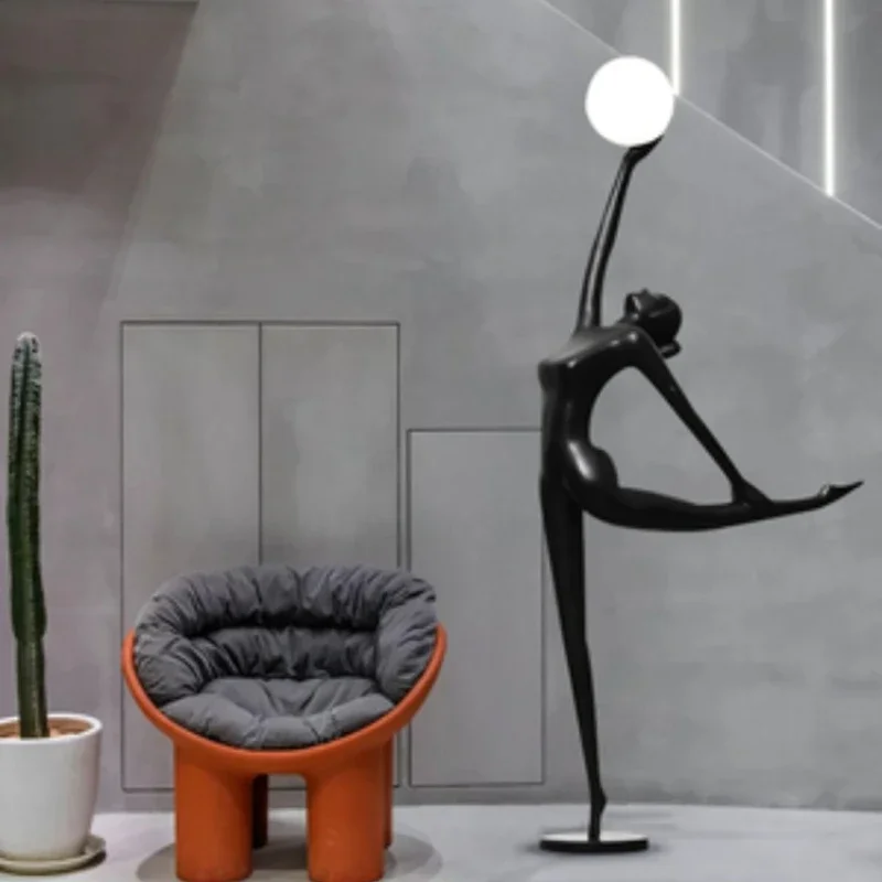 

Holding the ball floor lamp humanoid art sculpture villa hotel exhibition hall ornament