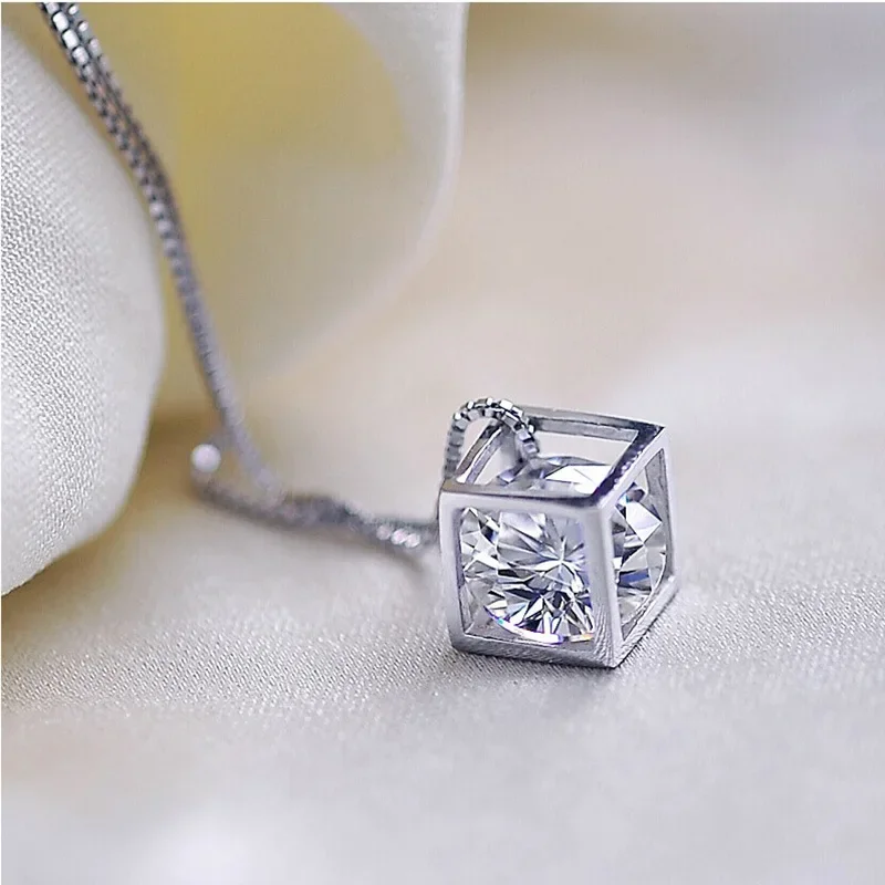 New Fashion Square Geometric Pendant Necklaces Shiny Crystal CZ Stone Inlaid Box Chain Choker Neck Accessories Jewelry Gifts