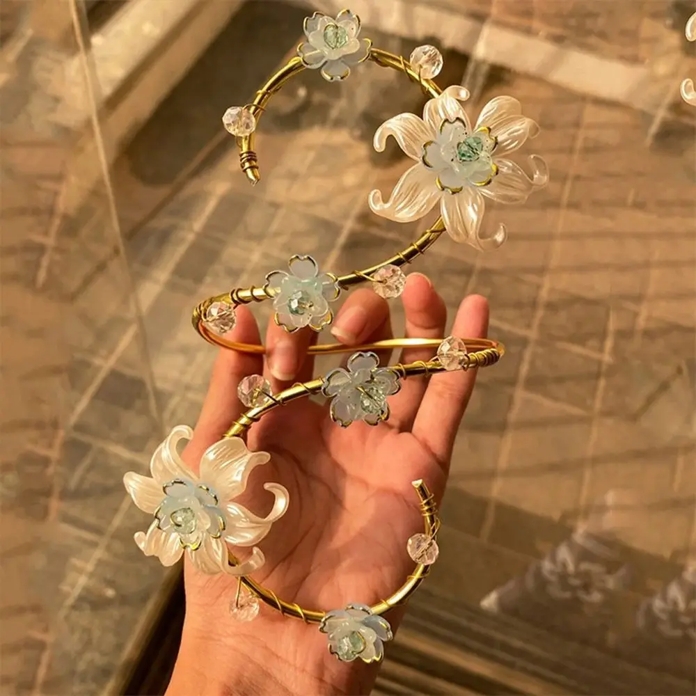 Elegant Handmade Upper Arm Bracelet Gold Wire Wrapped No Piercing Floral Arm Band Adjustable Statement Arm Jewelry Women
