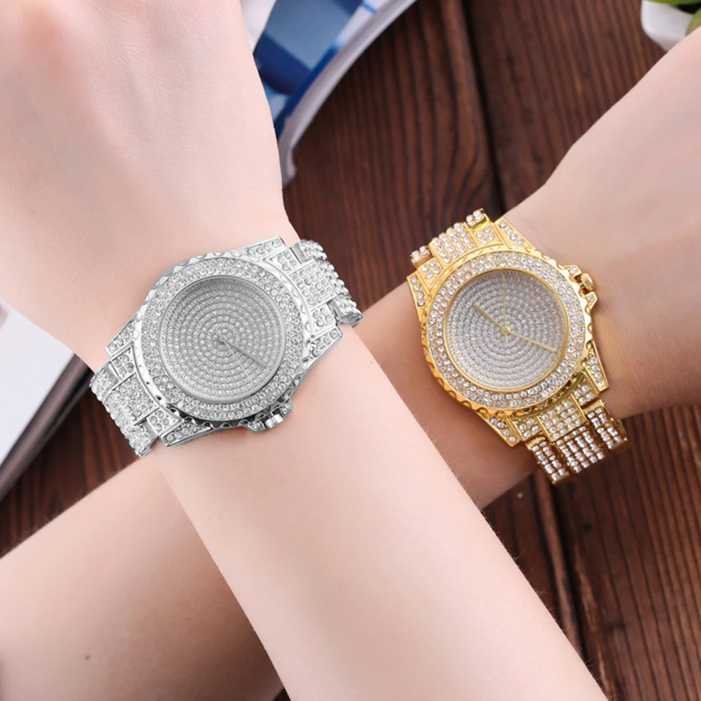 

Female Quartz Watch Stylish Alloy Glass Design Lightweight Charming Wristwatch for Women Girls Casual Business Wear