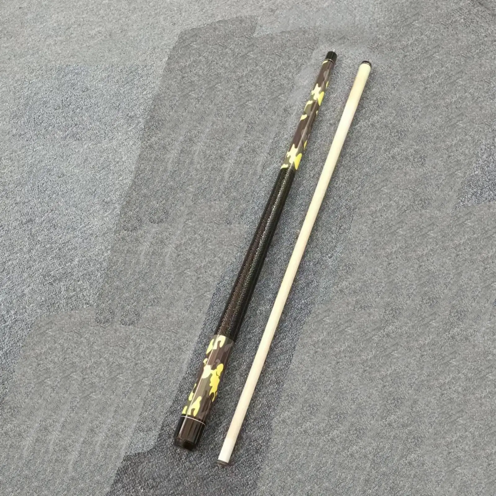 

Billiard Cue Lightweight Stylish 2 Sections Pool Cue for Game House Players