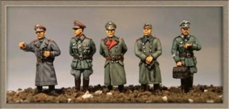 

1/72 Scale Diecast Resin Figure Model Kit WWII General Officer Staff Commander 5 Figures Unpainted