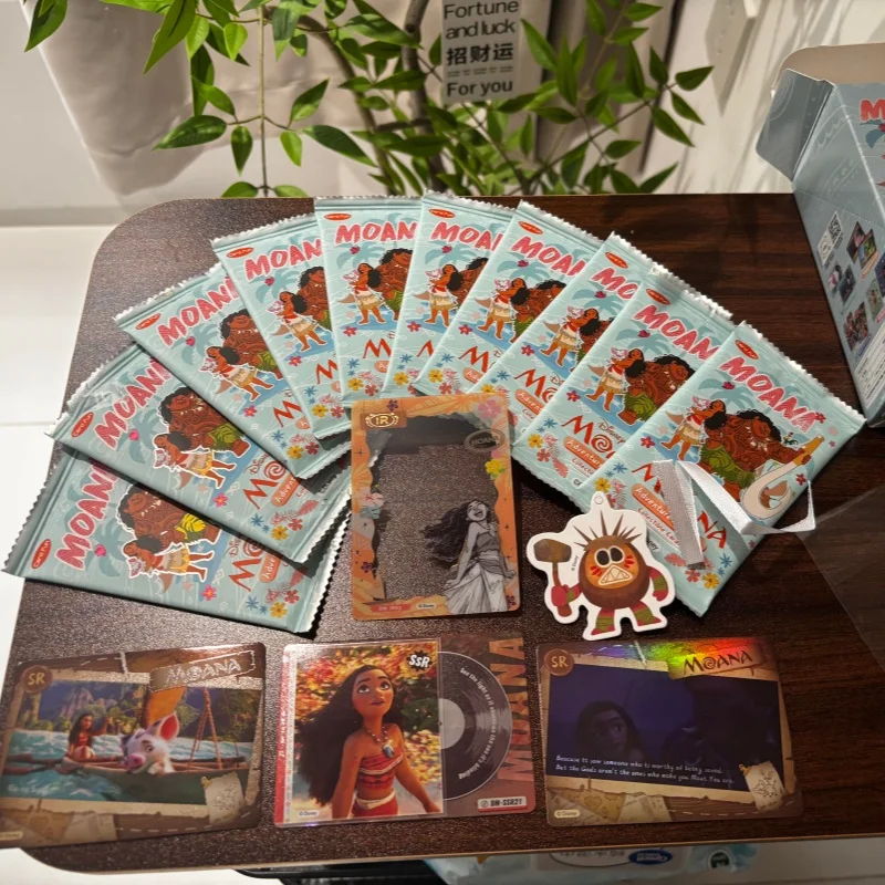 

В наличии: Оригинальные коллекционные карточки CARDFUN X Disney серии "Моана: Приключения и путешествия" с игрушками-сюрпризами ﻿ Фанаты собирают подарки