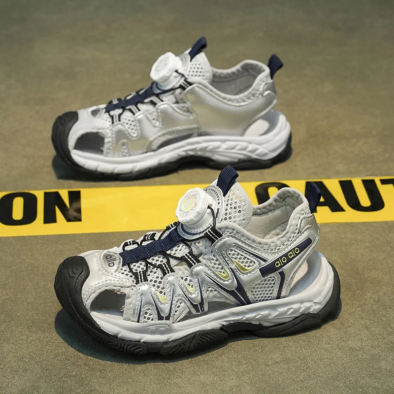 

Comfortable Breathable Sport Sneakers for Children Anti Slip Sole for After Class Exercises and Everyday Casual Outside Wearing