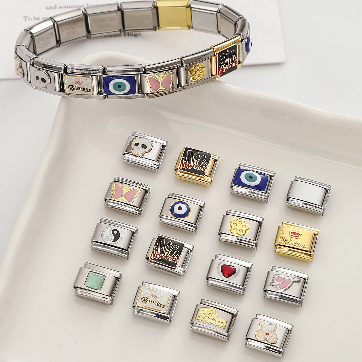 

1pc Fashion Moon Star Fish Spider Poker Queen Eye Charm Italian Links Fit 9mm Stainless Steel Bracelet Making DIY Jewelry