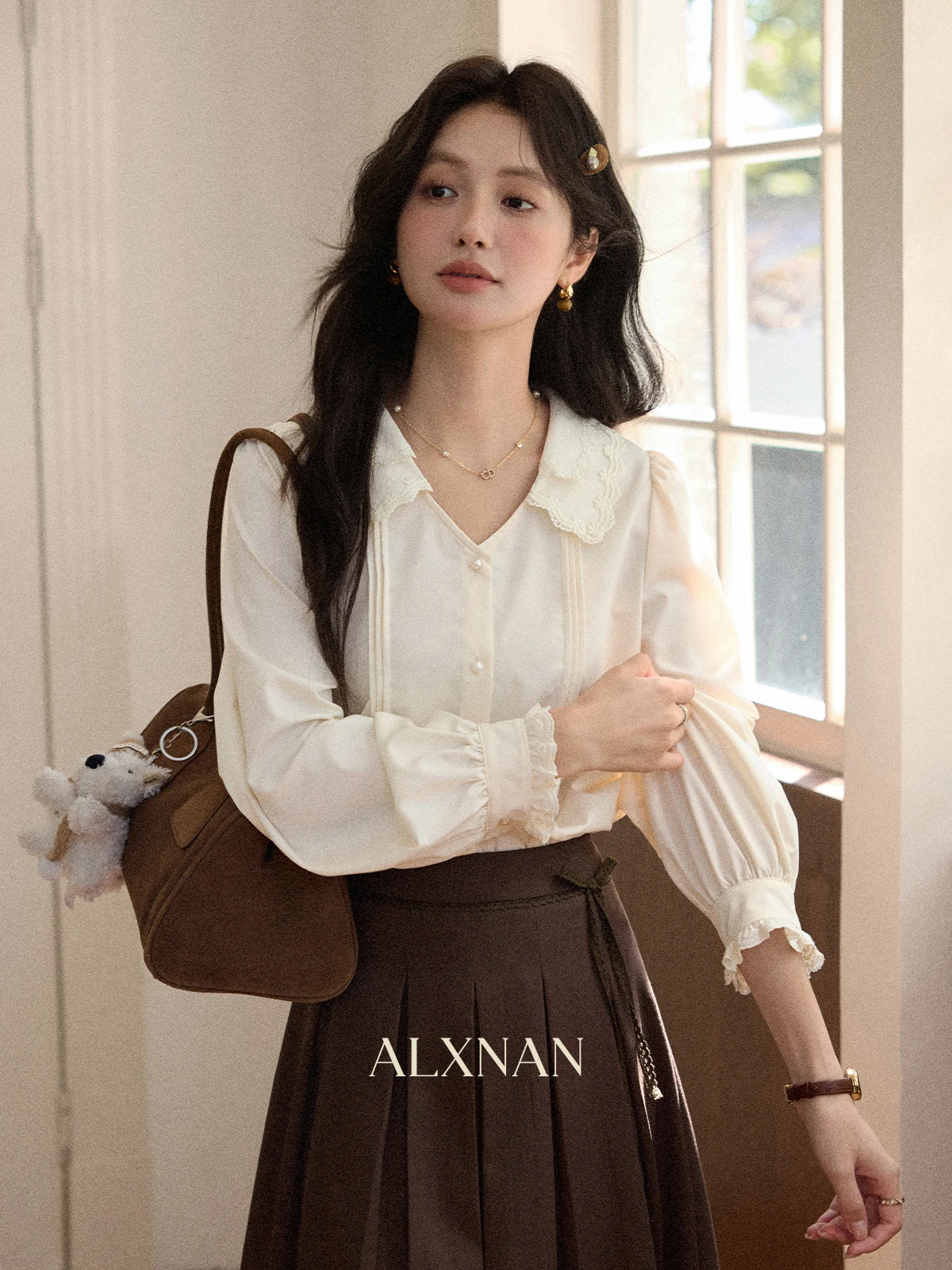 

ALXNAN Long Sleeve Shirt Apricot V-neck Elegant Casual Loose-fit Women's Blouses 2025 Fall Office Lady Shirts Female L56965