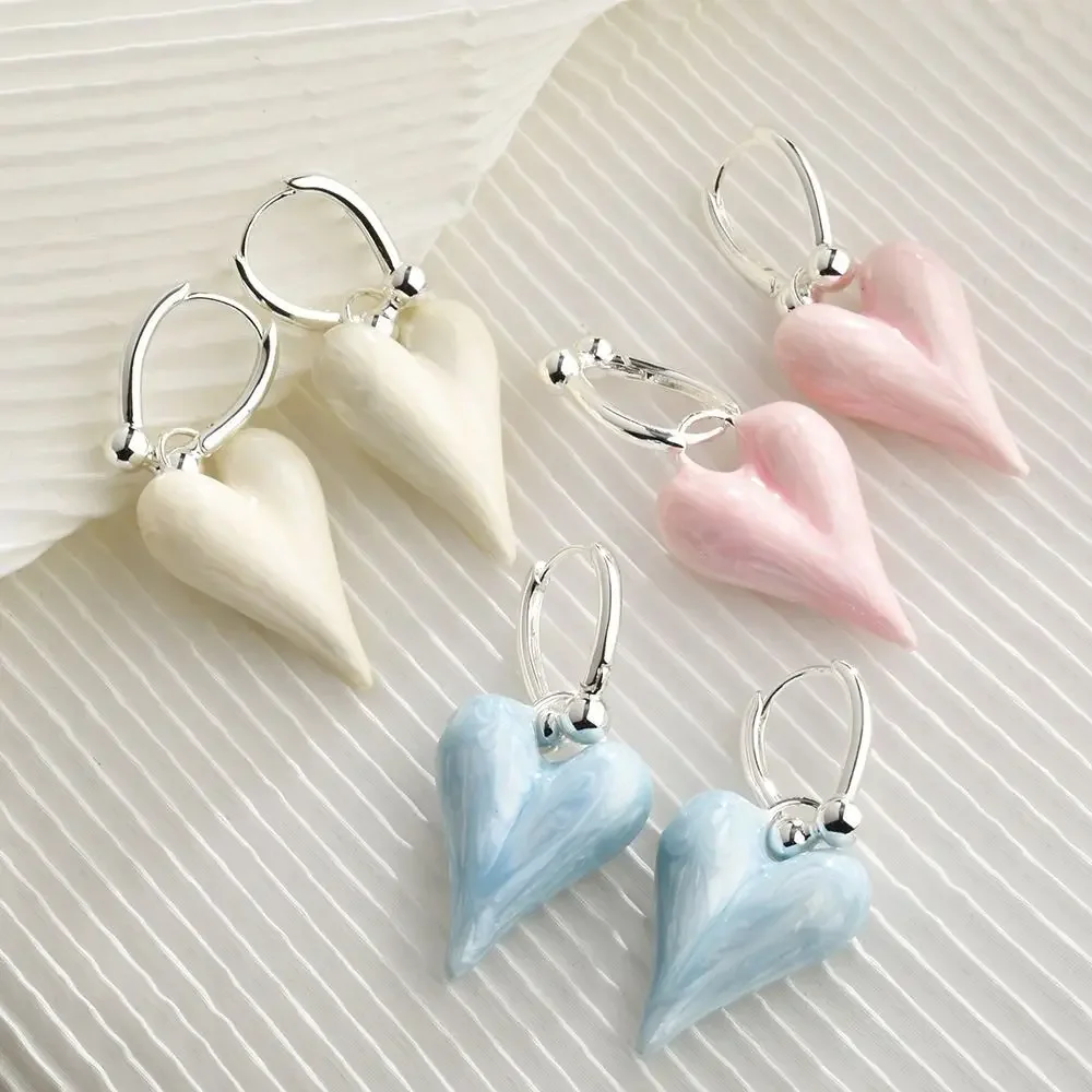 1Pair New Heart Shape Heart Earrings Candy Trendy Sweet Temperament Fashion Jewelry Simply Design Ear Accessories Party Gifts