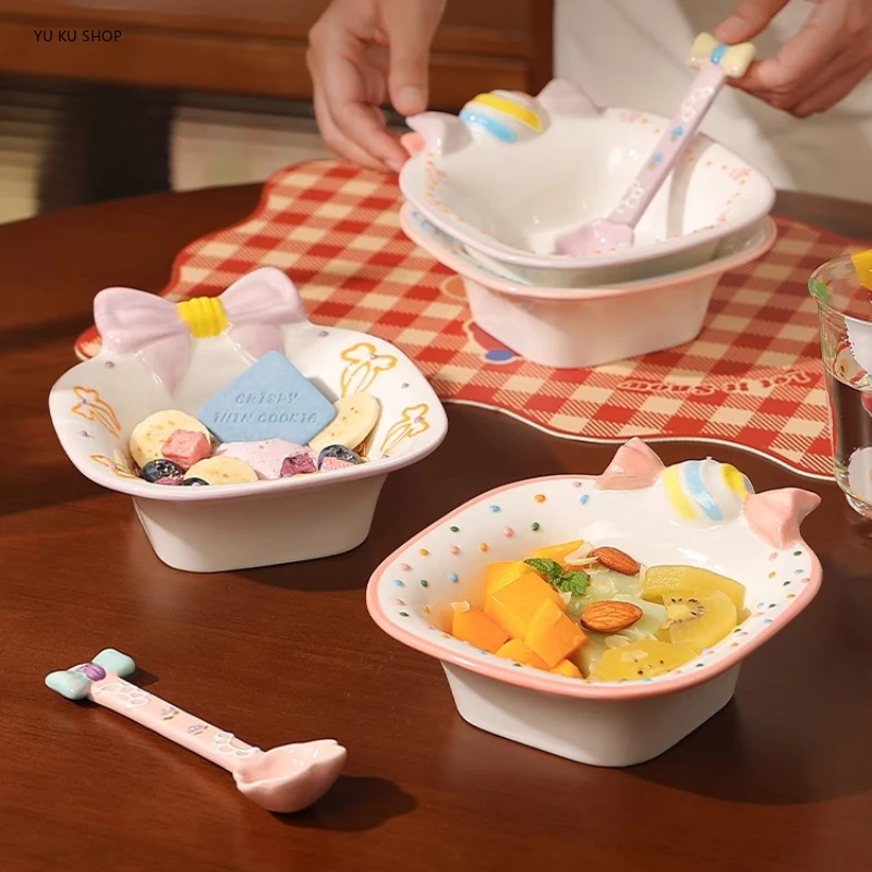 

1 PCS Korean Cute Rice Bowl Ceramic Underglaze Colored Candy Bowl with Spoon Household Rice Fruit Soup Kitchen Tableware 7 Inch