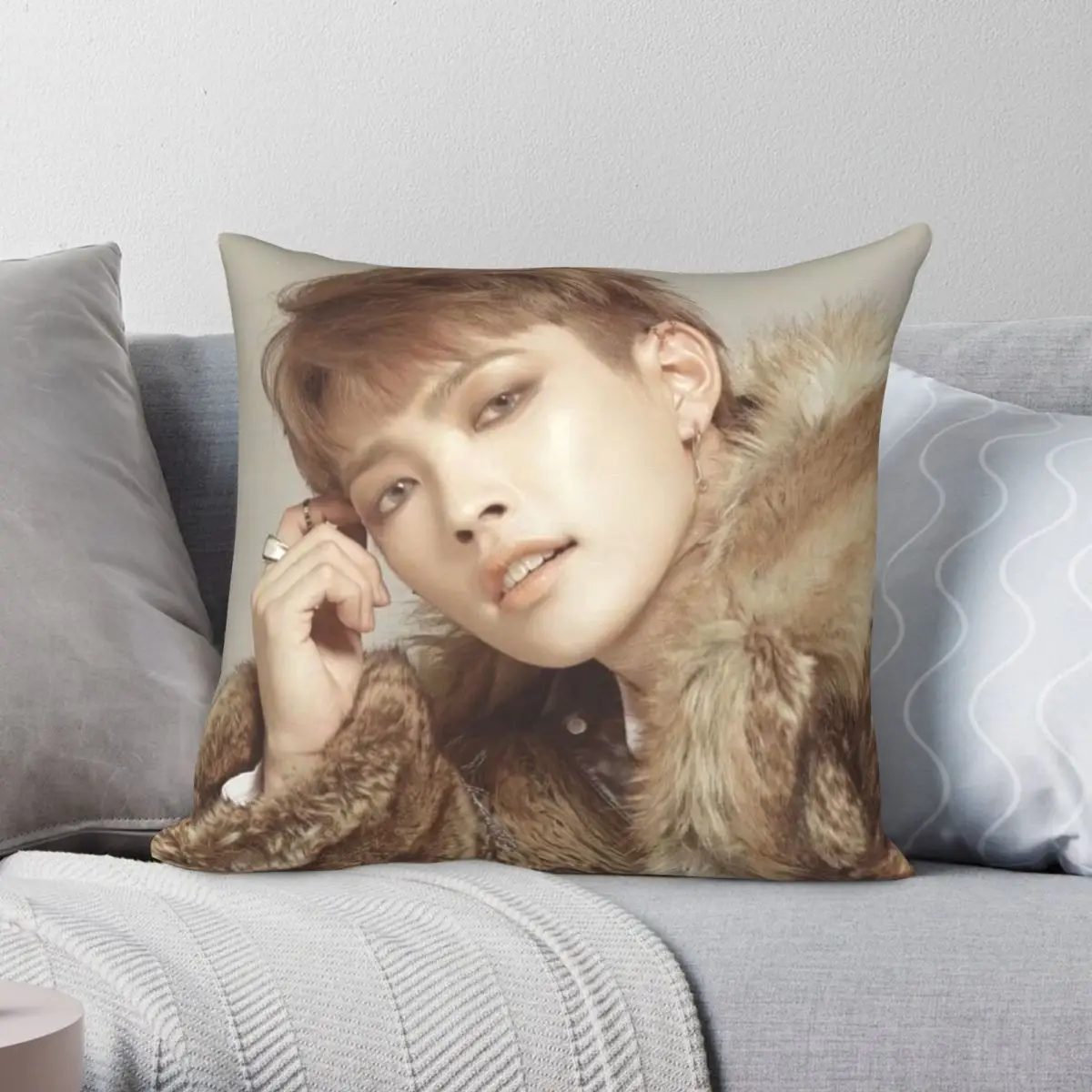 Ateez Hongjoong Square Pillowcase Polyester Linen Velvet Creative Zip Decor Throw Pillow Case Room Cushion Case 18