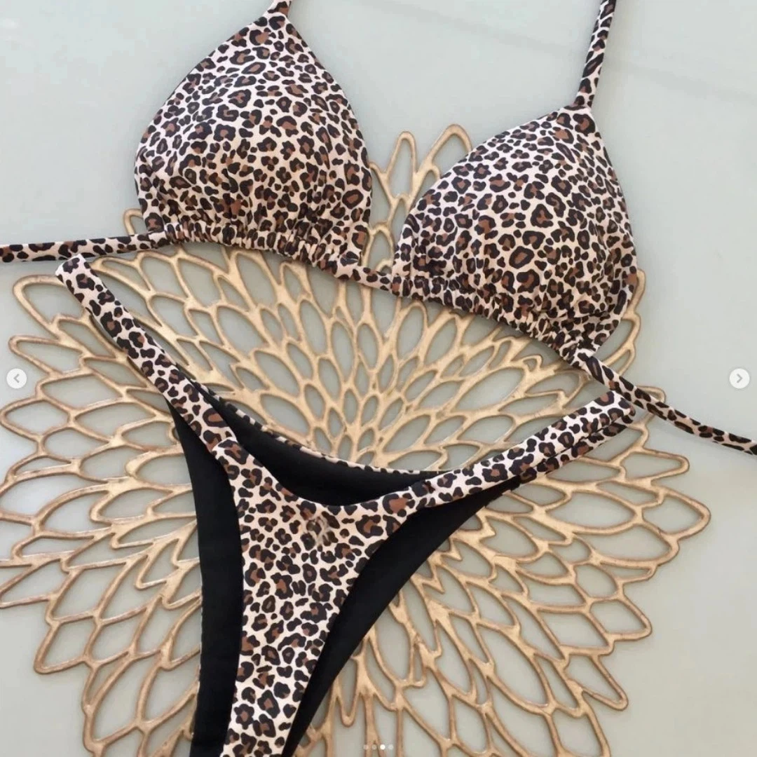 Women's Fashion Sexy Solid Color Strapless Star Metal Decoration Beach Bikini Set