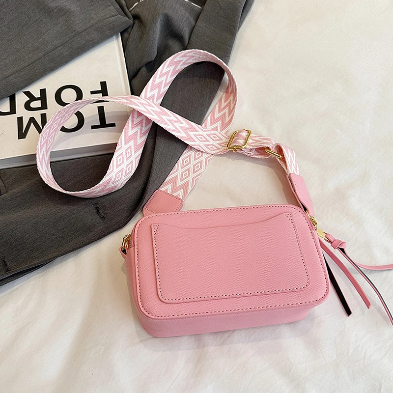 

Elegant Women's Tote Bag Made of Premium Leather Boasting Trendy Lasting Daily Look