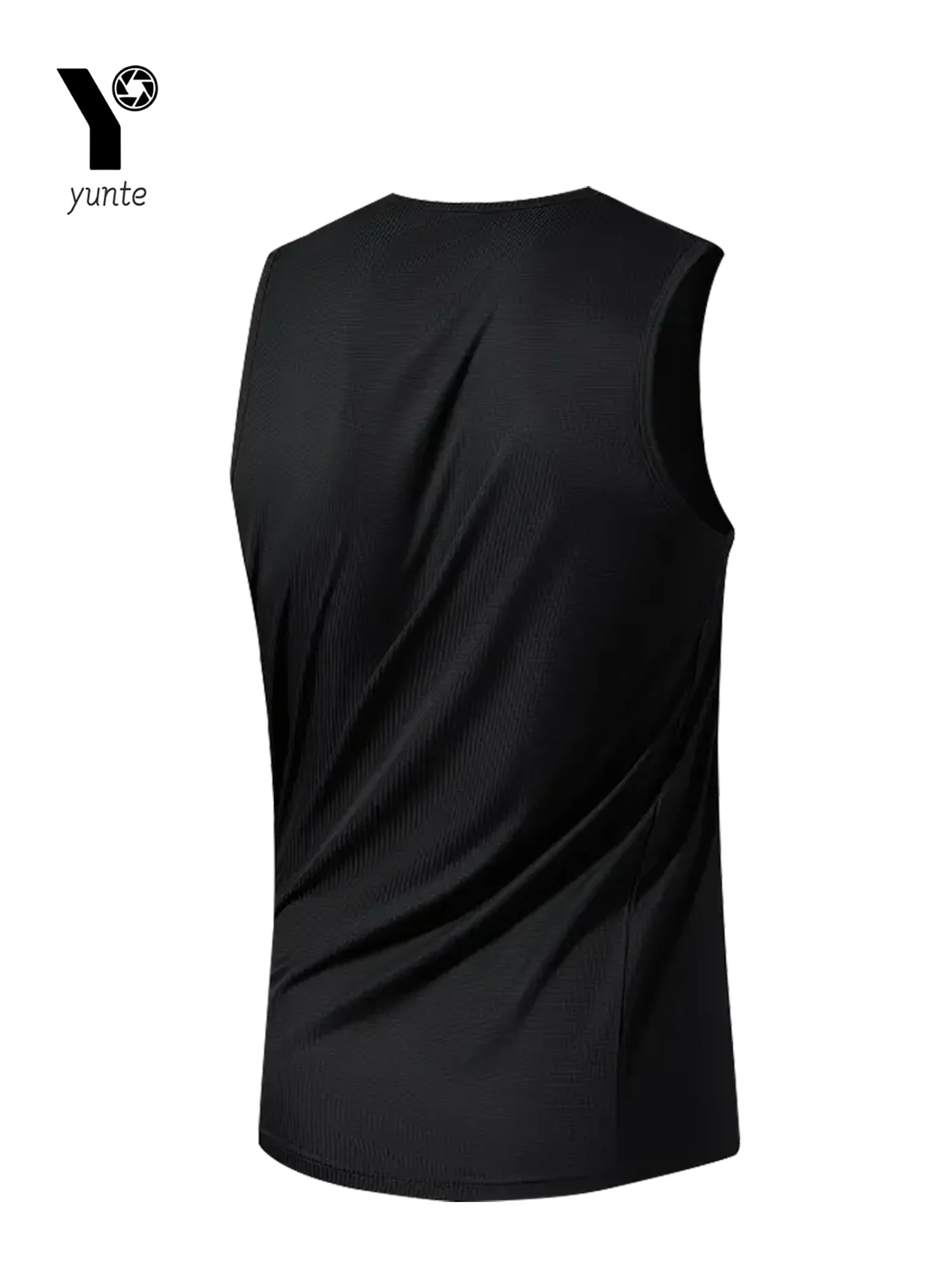 Men\'s Sports Vest Black 1-Piece Breathable Round Neck Slightly Elastic Fabric Pure Color Suitable for Spring, Summer and Autumn R