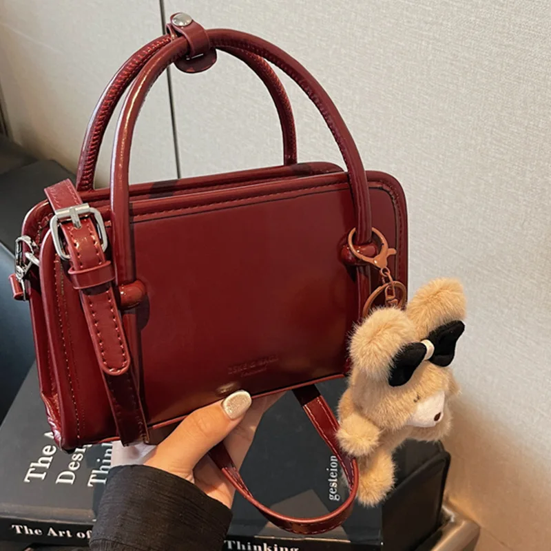 

2025 New Fall Korean Style Fashion Square Bag Cute Mini Top Handle Purse for Women Trendy Chic Crossbody Shoulder Bag Daily Use