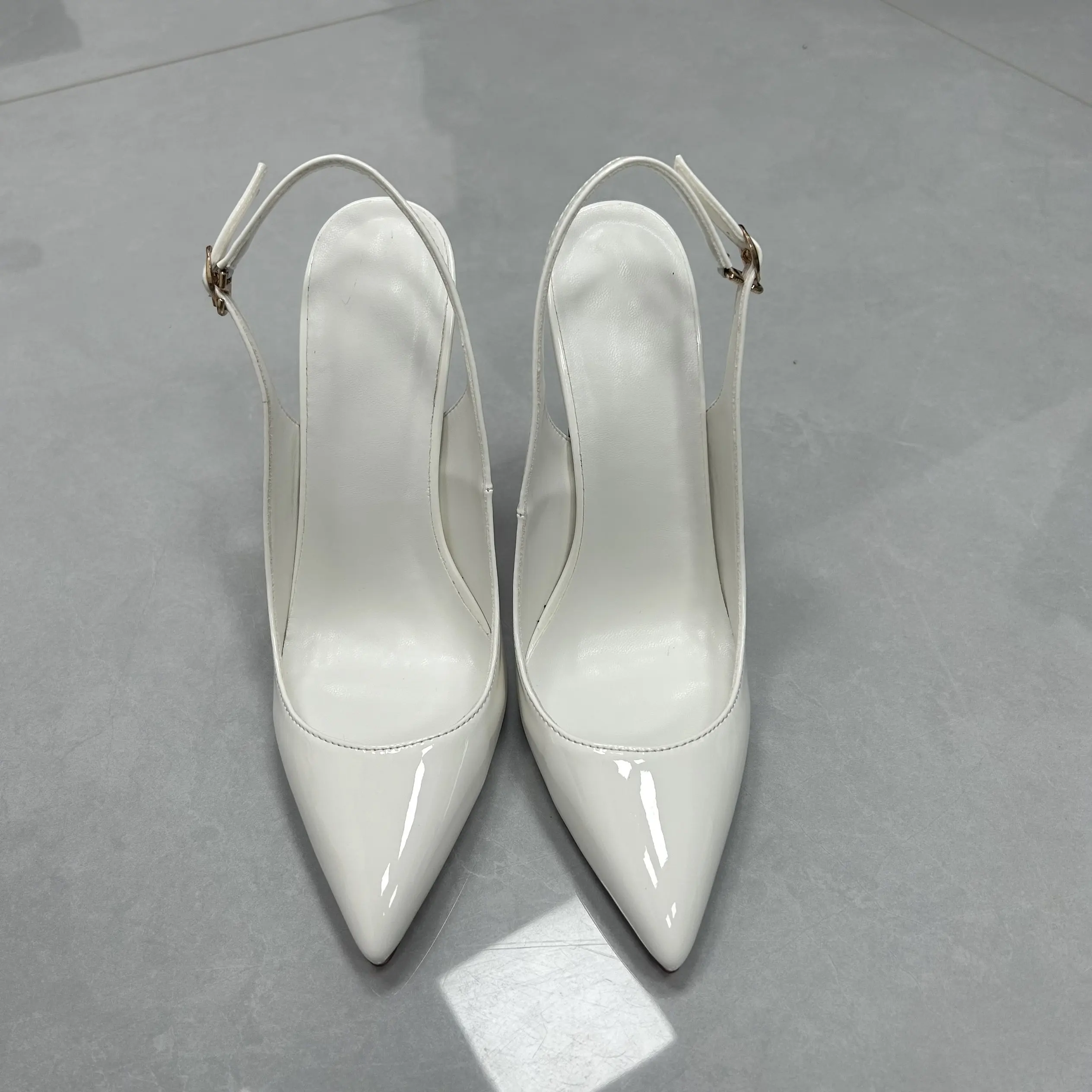 white 8cm