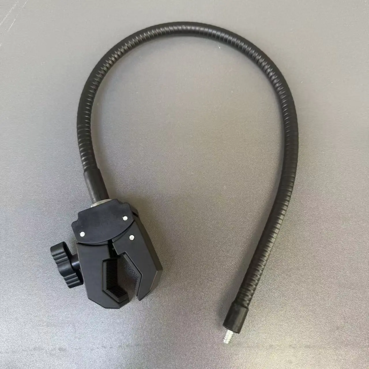 

Large Clamp 360 Camera Holder Metal Hose for Outdoor Stall Mobile Phone Stand Lazy Live Streaming Holder Radiator Support