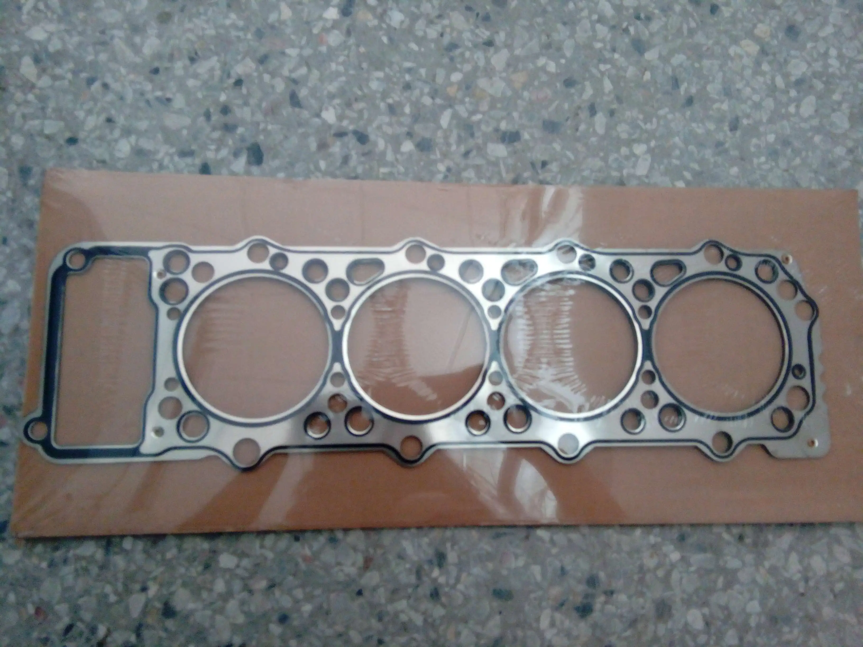 Cylinder Head Gasket 4M40 4M40T 4M42 for Mitsubishi engine intake manifold gasket exhaust pipe gasket