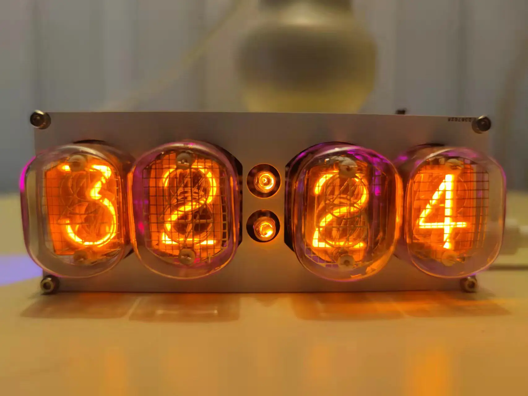 QS30-1 Nixie Tube Clock, Retro Glow Tube Digital Clock, 4/6-Digit Vintage Desktop Ornament, Sci-fi Tech Decor for Home & Office