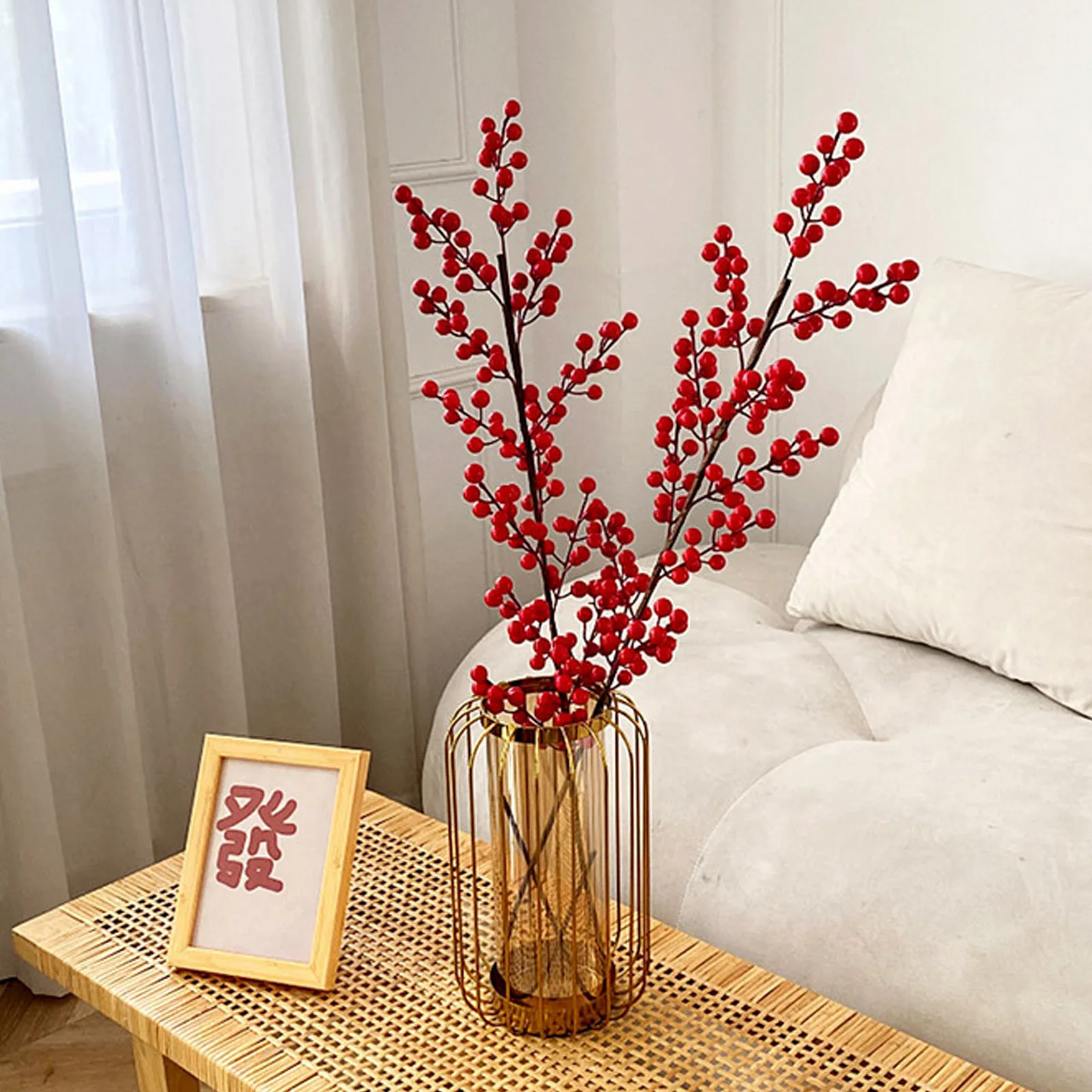 

6Pcs Artificial Berry Branches Realistic Red Xmas Berries Christmas Tree Decor DIY Berry Picks for Holiday Decoration