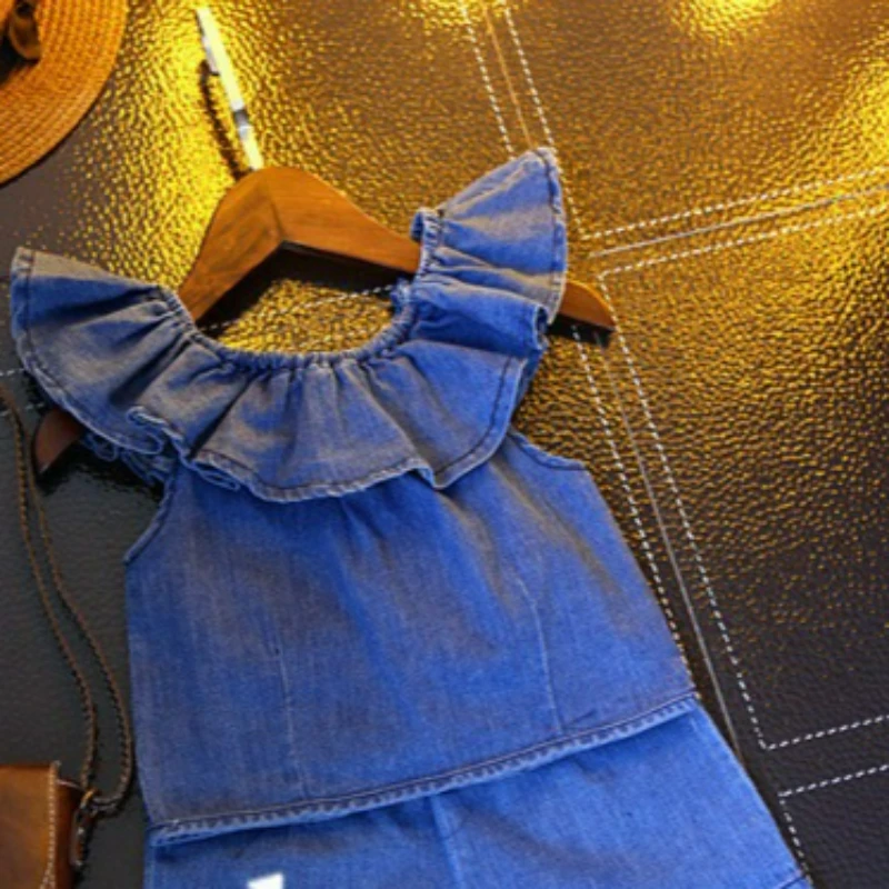 2026 Summer New Girls Denim 2 Piece Set Off Shoulder Flutter Sleeve Top And Shorts Kids Outfit Children Clothing Sets
