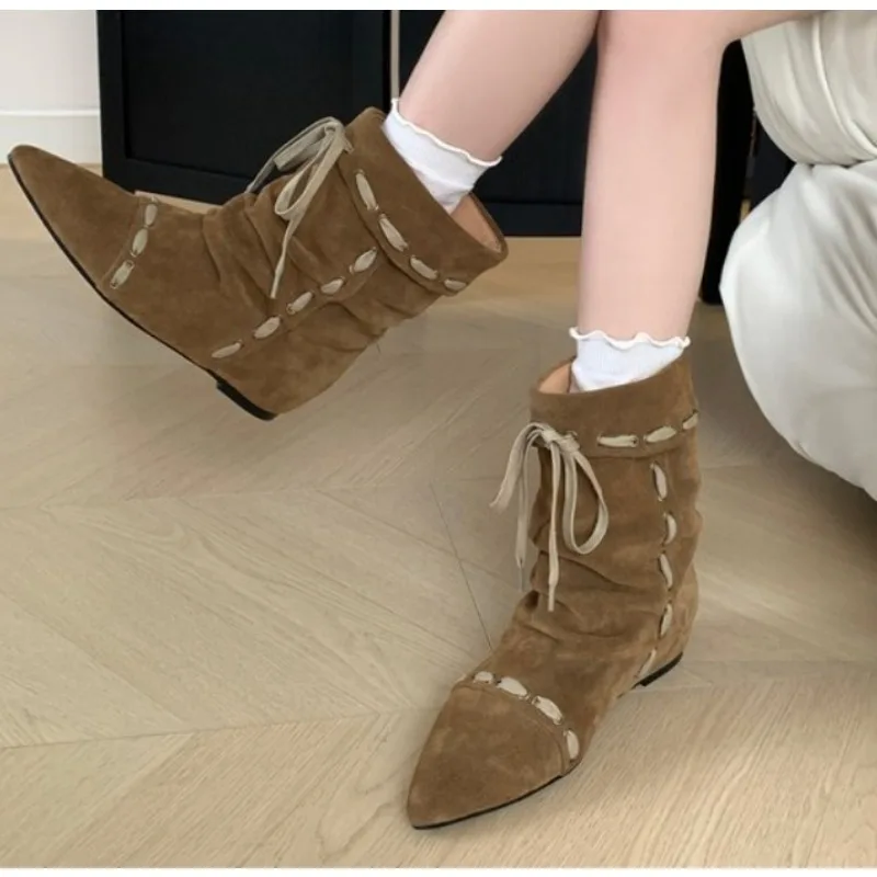 

New Style Fashion Women's Autumn and Winter Slim Heels Fringed Calf Boots with Pointed Pleats Women's Knight Boots Mid Leg Boots