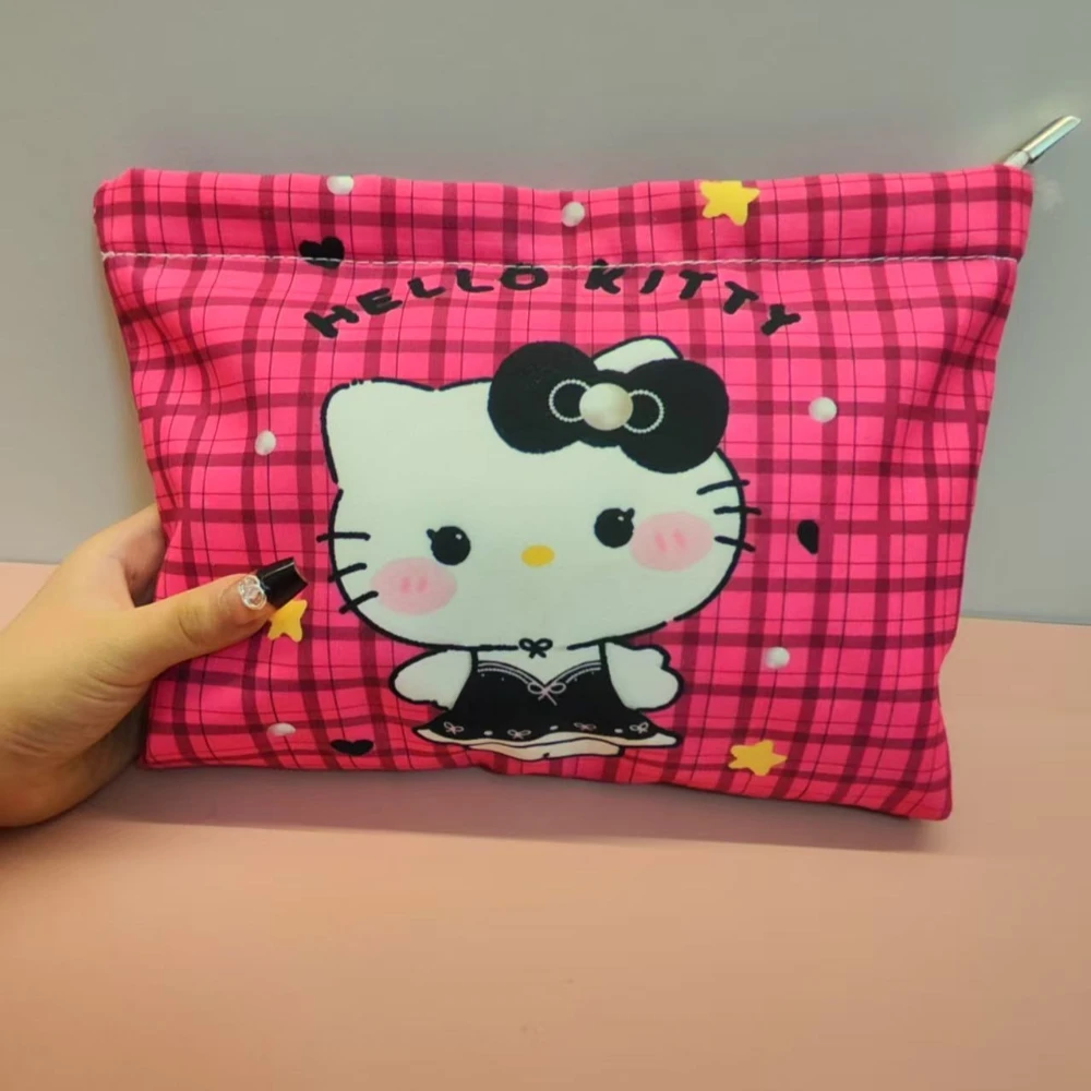 

Новая нишевая клетчатая сумка в стиле ретро, новая косметичка Hello Kitty с девчачьим котом на молнии, женский клатч, мини-косметичка, сумка для хранения туалетных принадлежностей