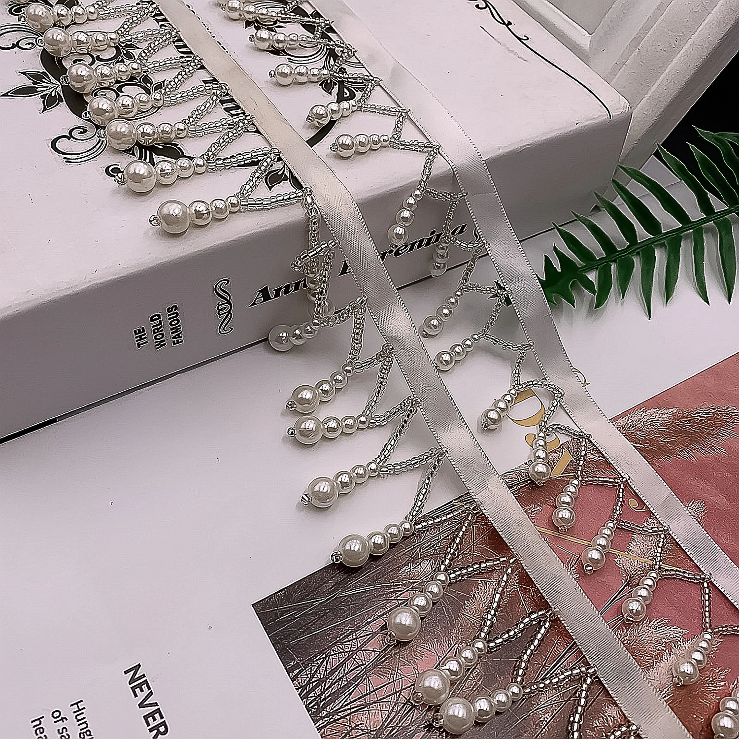 Dentelle de pompon perlée faite à la main avec un design en forme de gourde pour bricolage rideau pendentif perle tissage ceinture jupe ourlet et tissu pour la couture