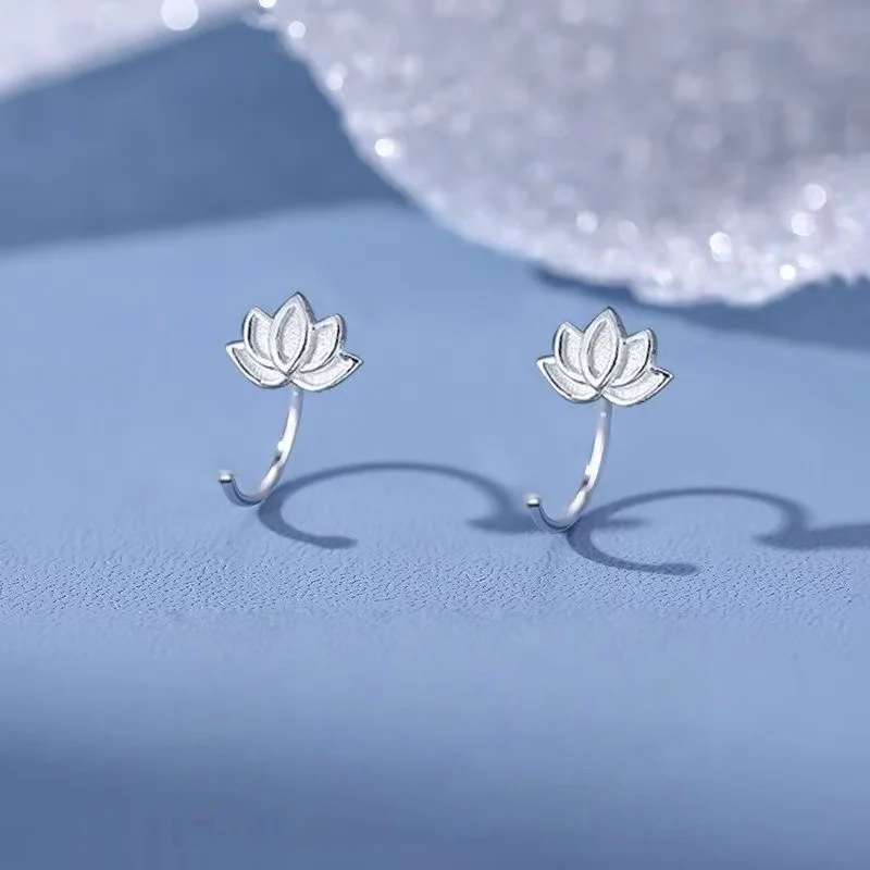 

S925 sterling silver lotus stud earrings, vintage floral design, versatile for everyday wear, perfect for dates.