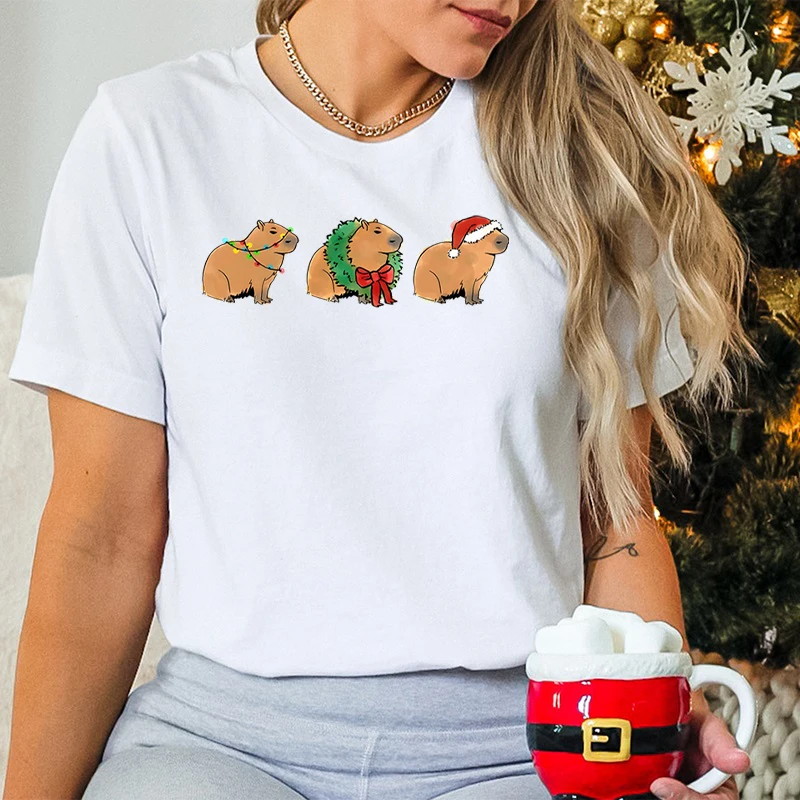 Merry Christmas Capybaras Print Women Fashion Casual T-shirts Capybara Kawaii Cartoon Tee Capybaras Lover Christmas Gift T-shirt