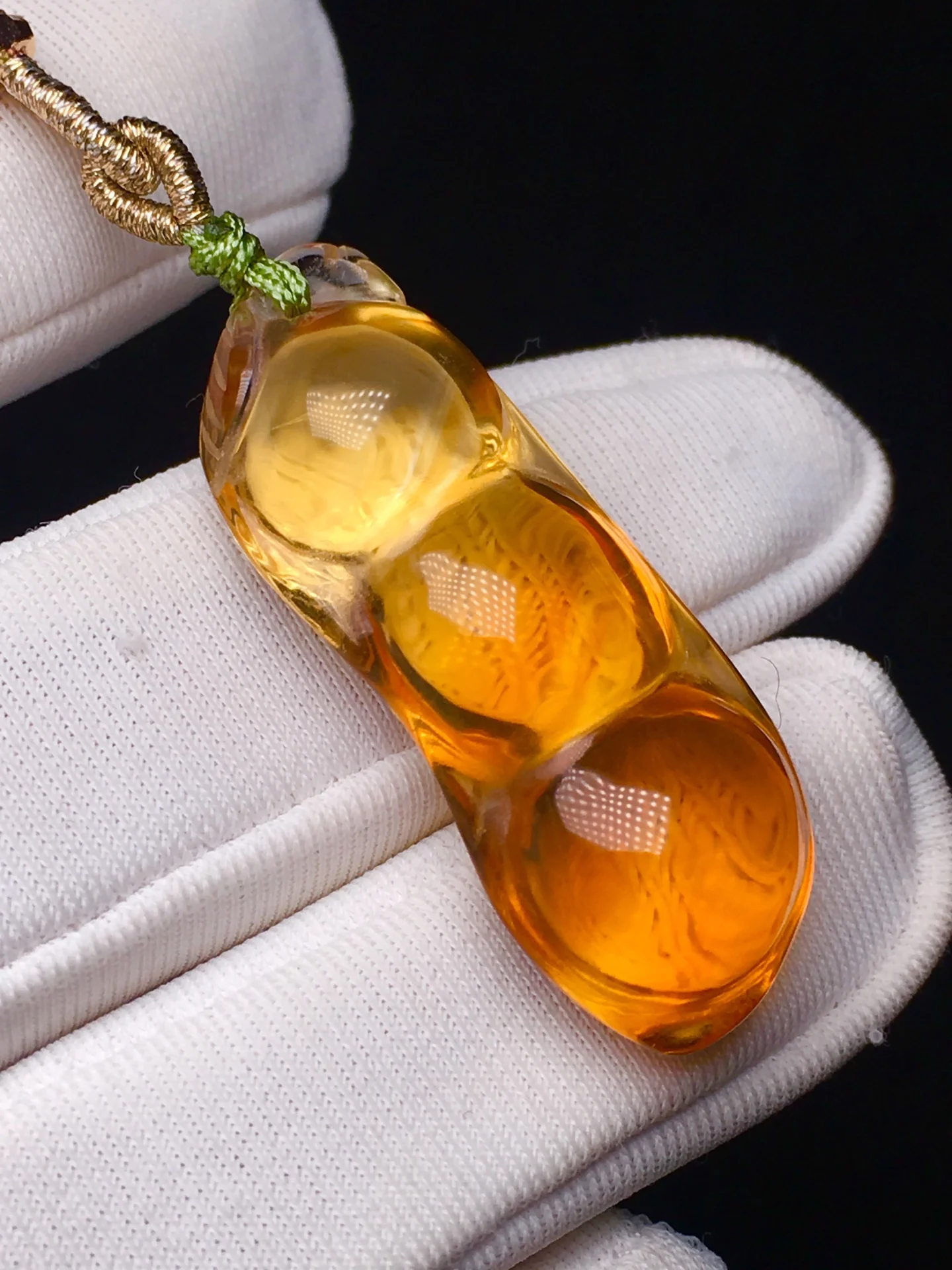Natural Yellow Citrine Quartz Pendant Bean Carved 35.13.10mm Women Men Jewelry Citrine Wealthy Necklace AAAAA