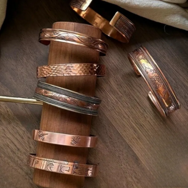 Materiales de producción para regalos: Arcilla de cobre/bronce metálico con grano de madera, oro, artesanía hecha a mano, decoración de arcilla de cobre, colgante de anillo para pareja