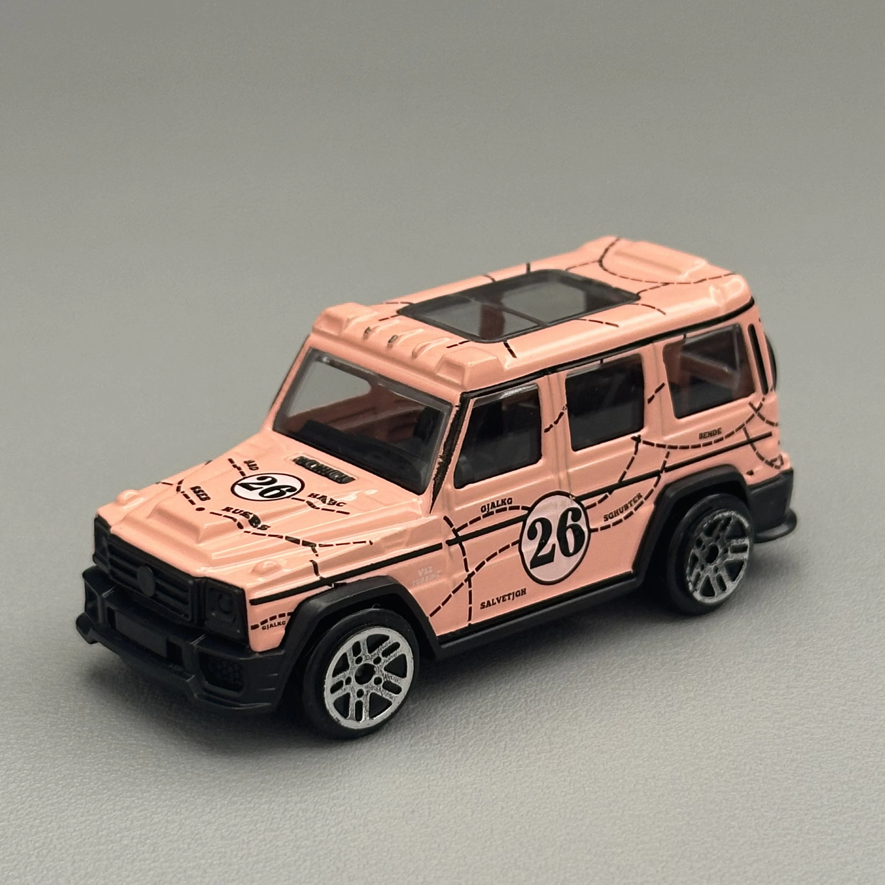1/64 Scale Diecast Alloy SUV Model Car Toy G-Class Metal Body Realistic Off Road Vehicle Miniature Car Collection Gift for Kids