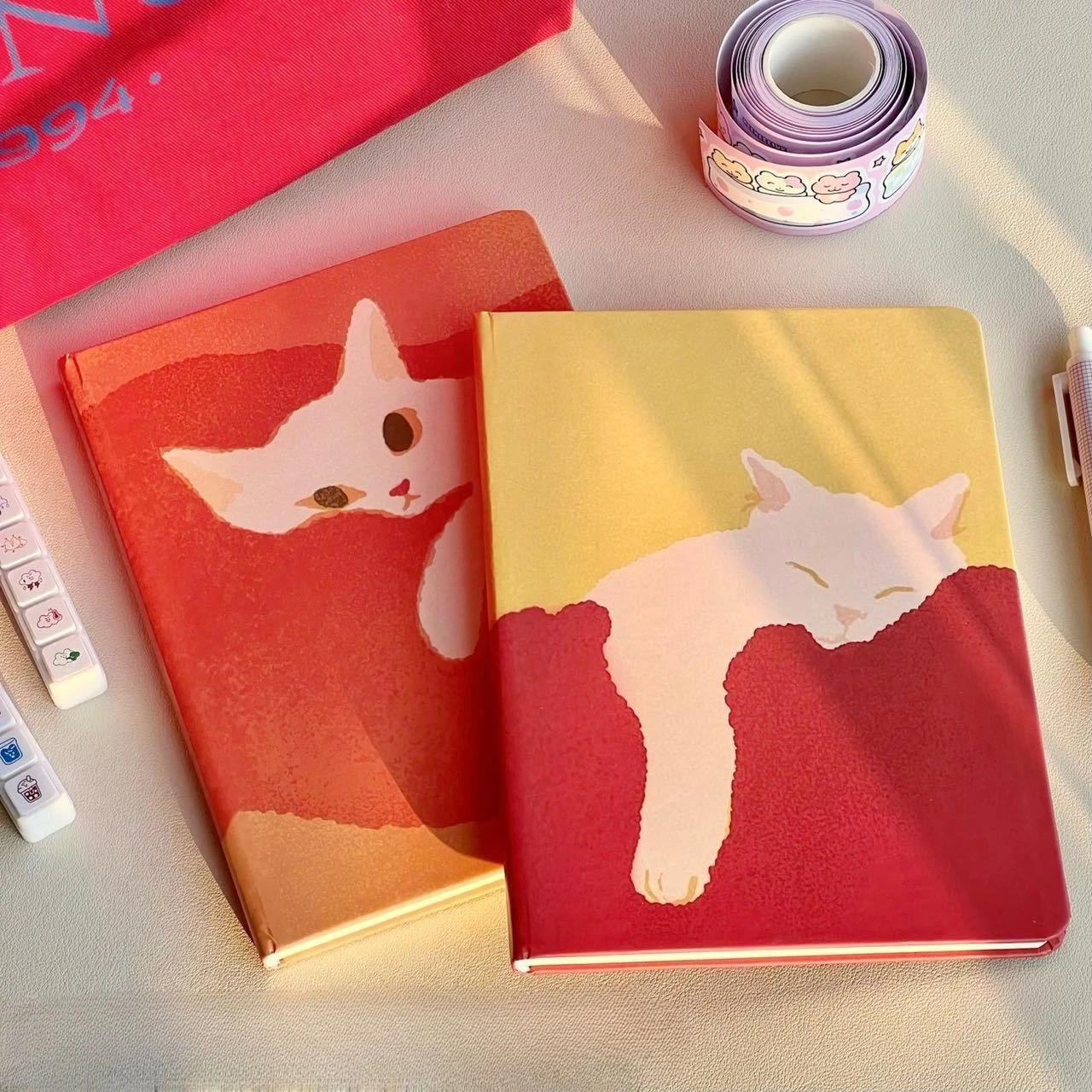 Lindo gato con 50 hojas de línea de página interior, cuaderno específico escolar, recuerdos para estudiantes, agenda escolar, cuaderno específico