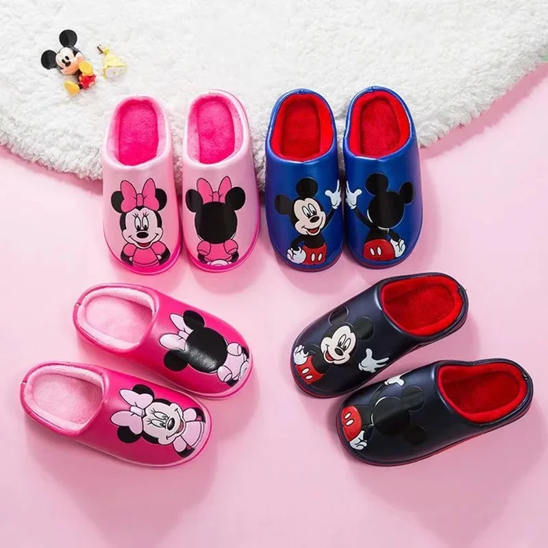 Disney Zimowe dziecięce kapcie bawełniane Baby Boy Girl Cartoon Mickey Minnie Print Indoor Warmth Non Slip Kids PU Home Shoes 28-33