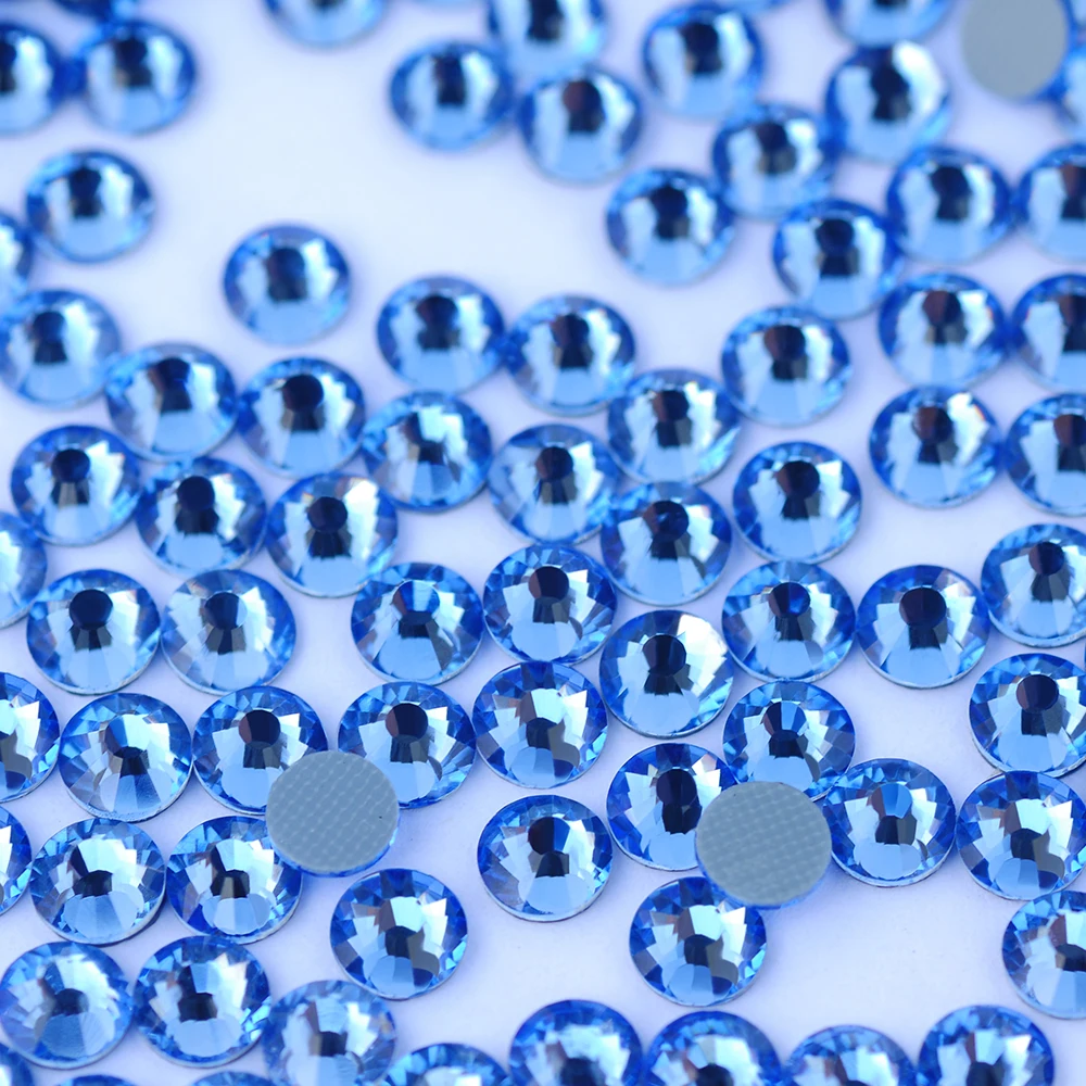 PUBRILEX Hellblaue Hot-Fix-Glas-Strasssteine zur Dekoration, zum Aufbügeln auf Taschen, Kleidung und Accessoires – Detail 2