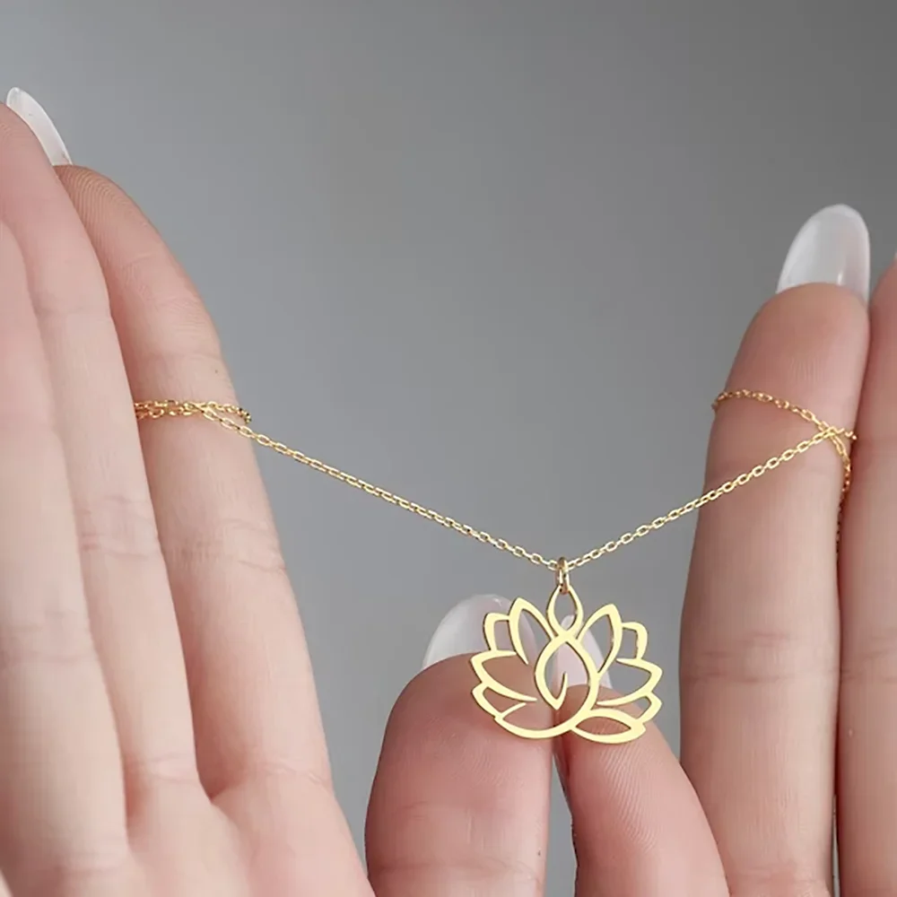 

Ladies Necklace Stainless Steel Lotus High Class Jewelry ExquisiteElegant Fashion Workmanship Gold Silver Design wholesale