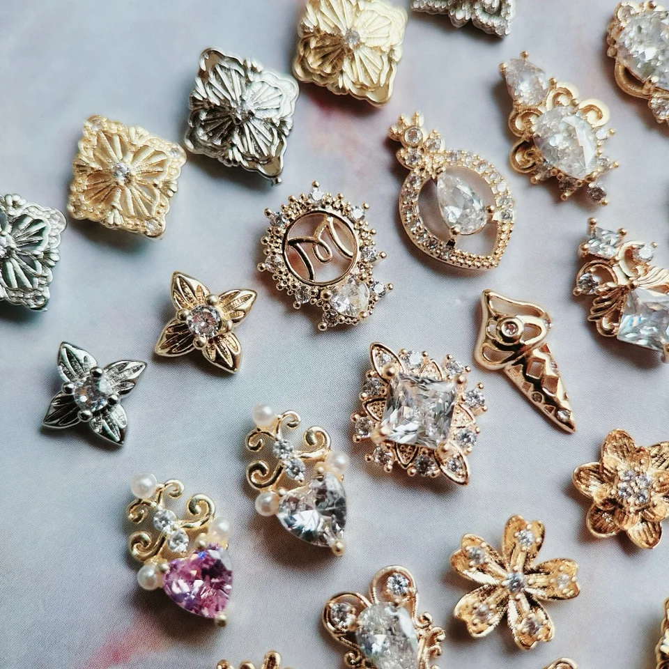 10 piezas, zirconio real de lujo, figuras de aleación para uñas, accesorios 4