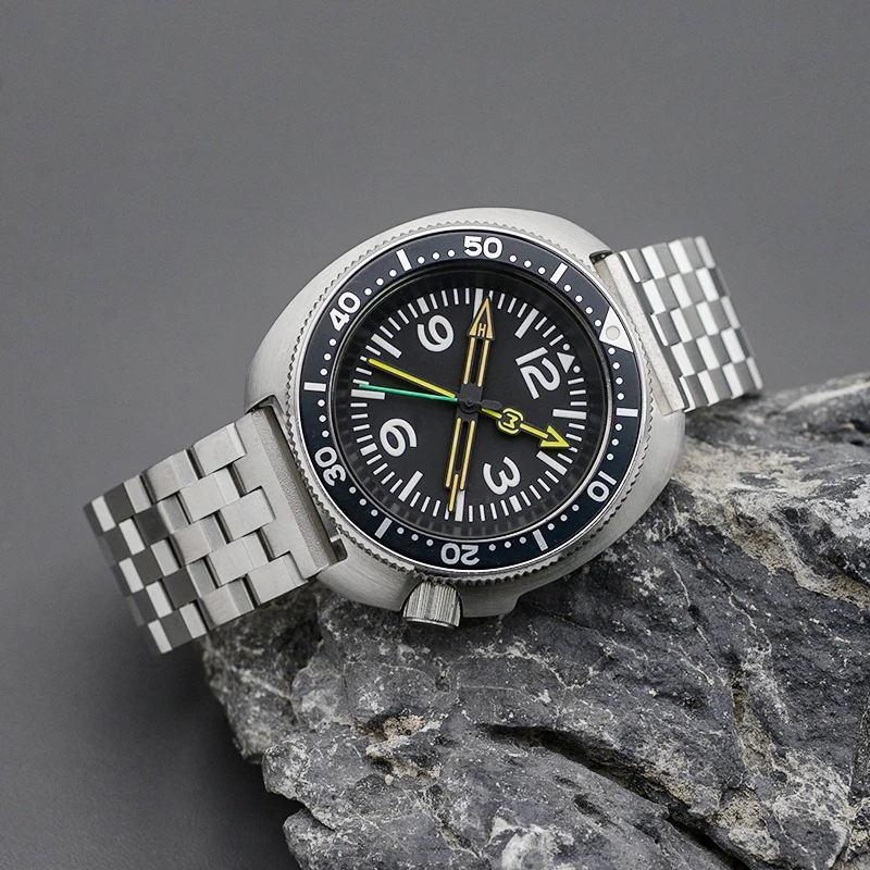 Turtle Abalone Dive Watch Wth Japan NH35 NH36A Automatic Movement Stainless Steel Bracelet Case 200m Waterproof Resistance