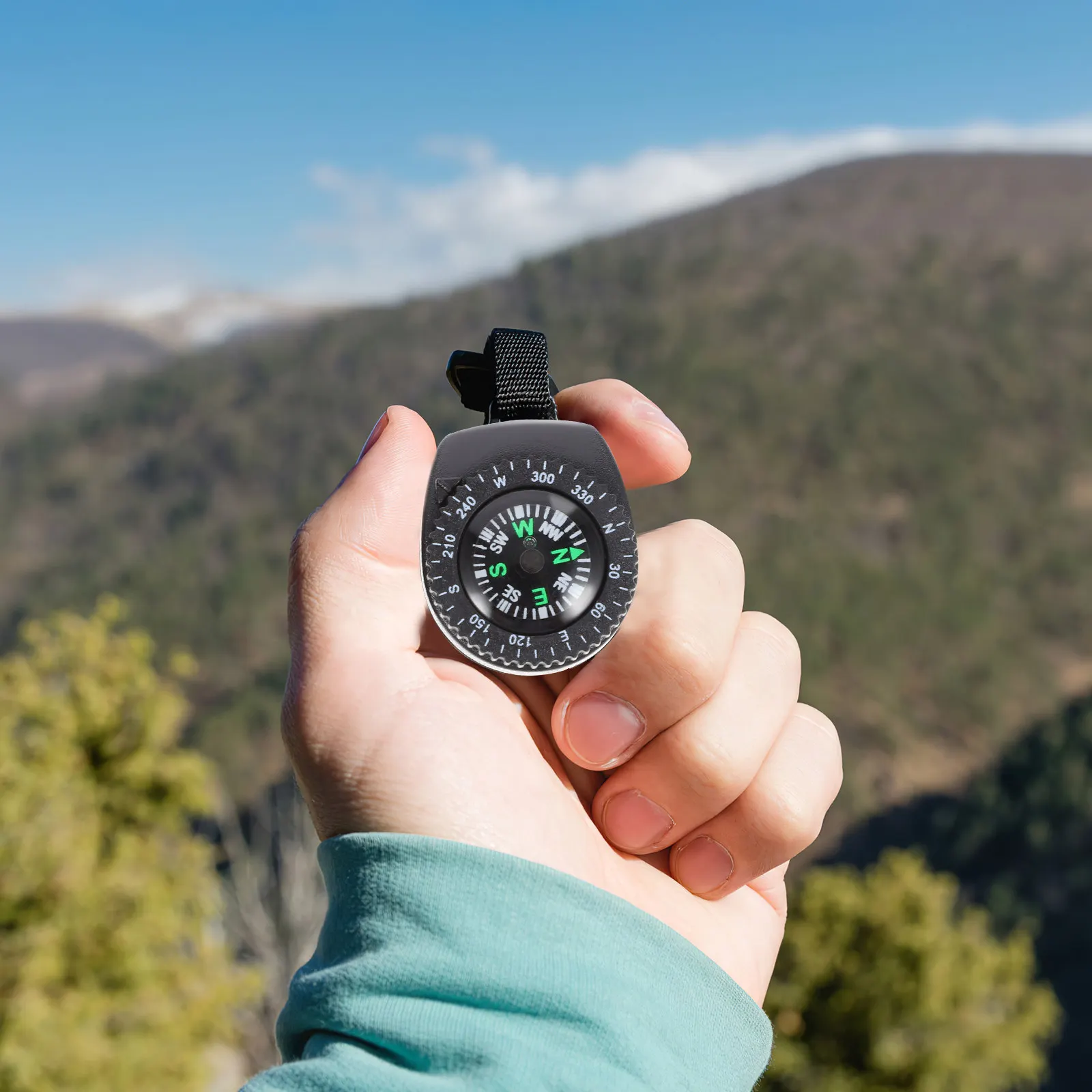 2Pcs Waterproof Detachable Mini Compass Ideal for Watch Mounting Camping Hiking Outdoor Activities Travel Navigation Pocket